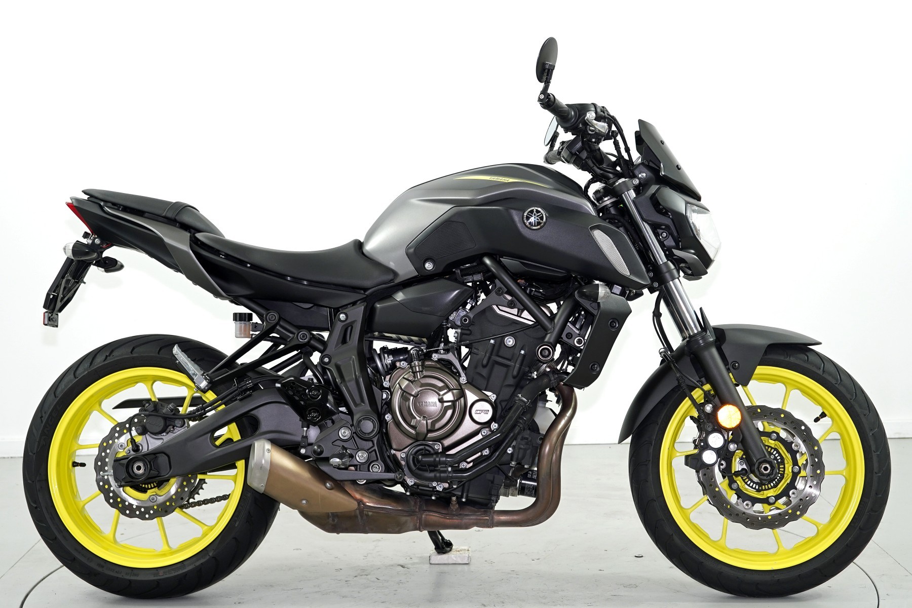 YAMAHA MT-07 ABS-showroom-element-3