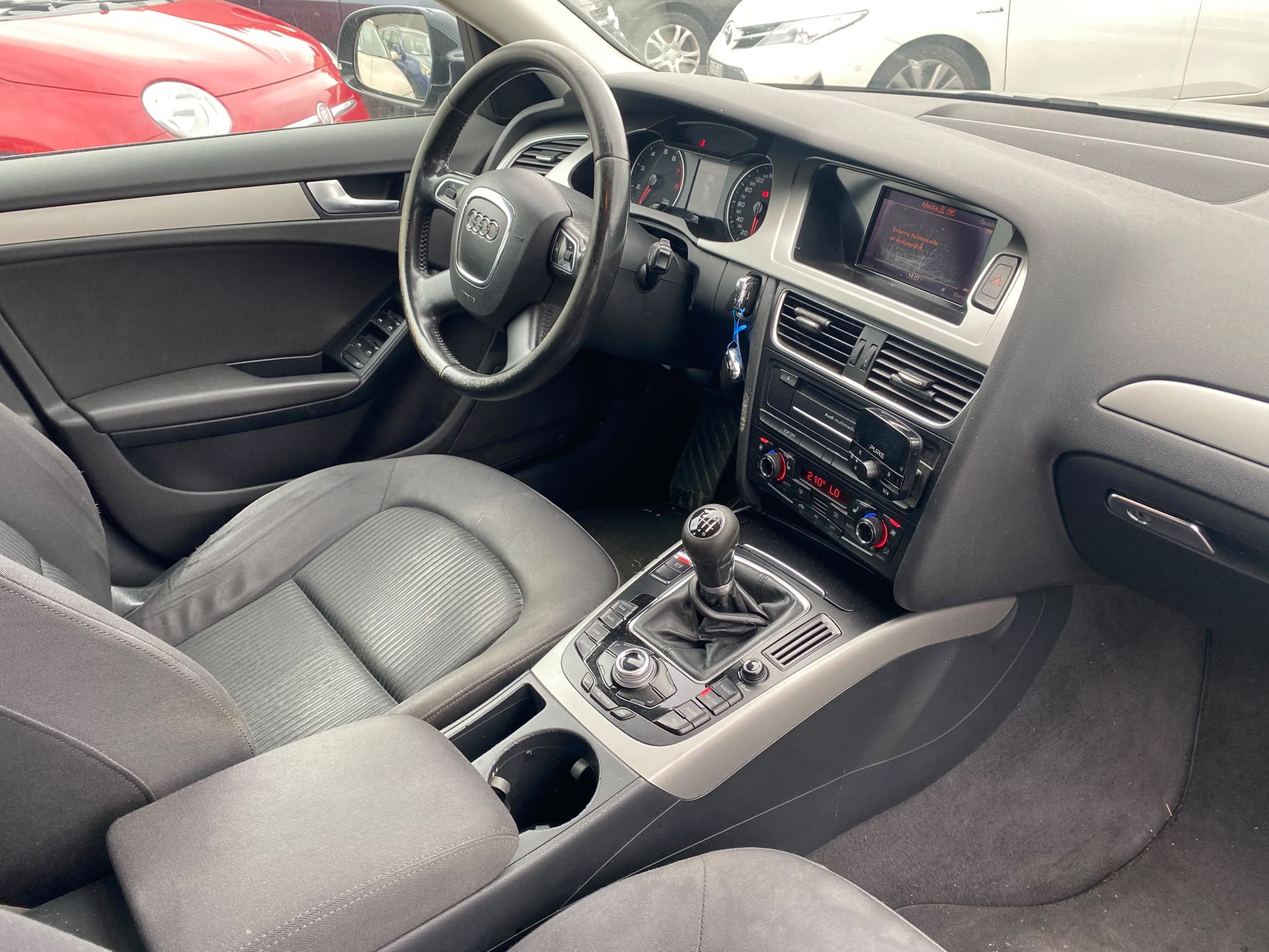 SUBARU Outback 2.5i Swiss AWD Lineartronic-image-11