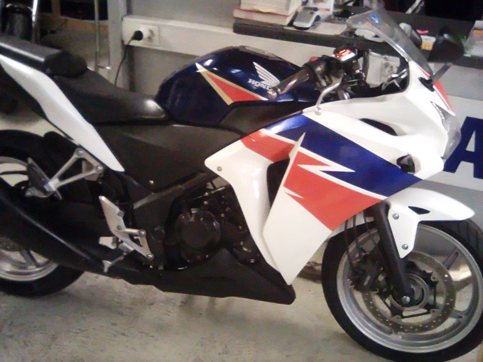 HONDA CBR 250 RA-image-4