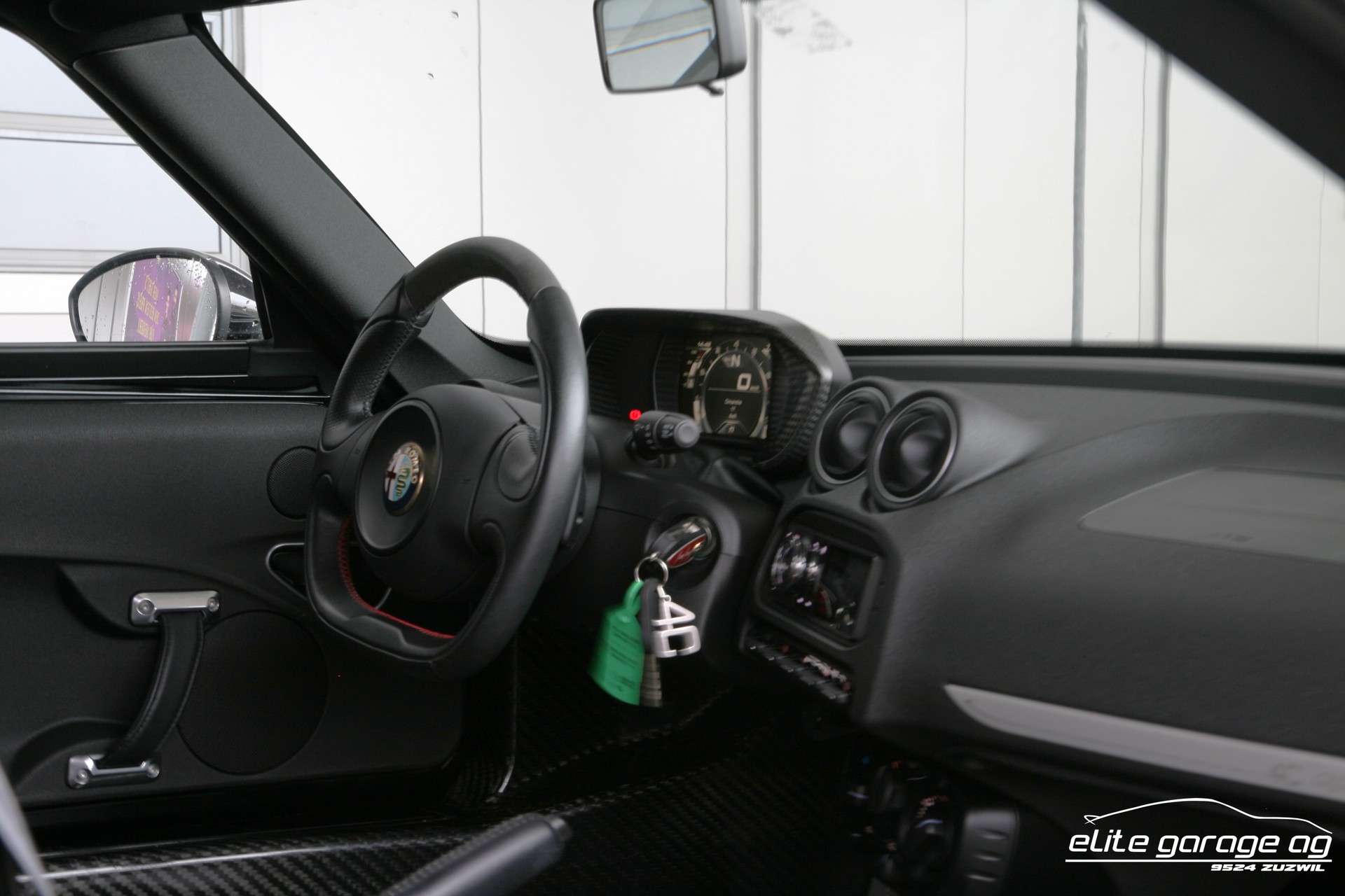 ALFA ROMEO 4C 1750 TBi TCT-image-14