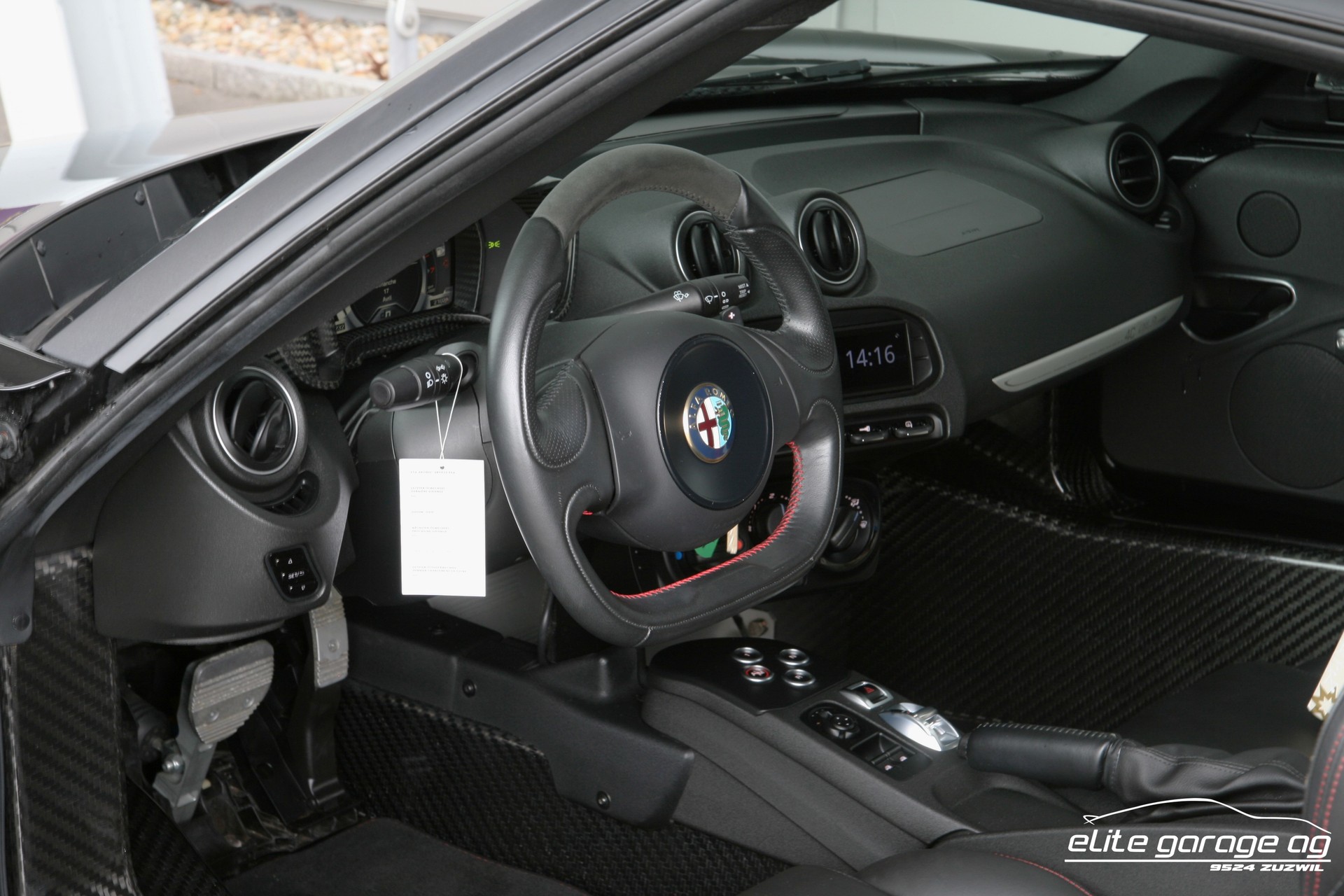 ALFA ROMEO 4C 1750 TBi TCT-image-12