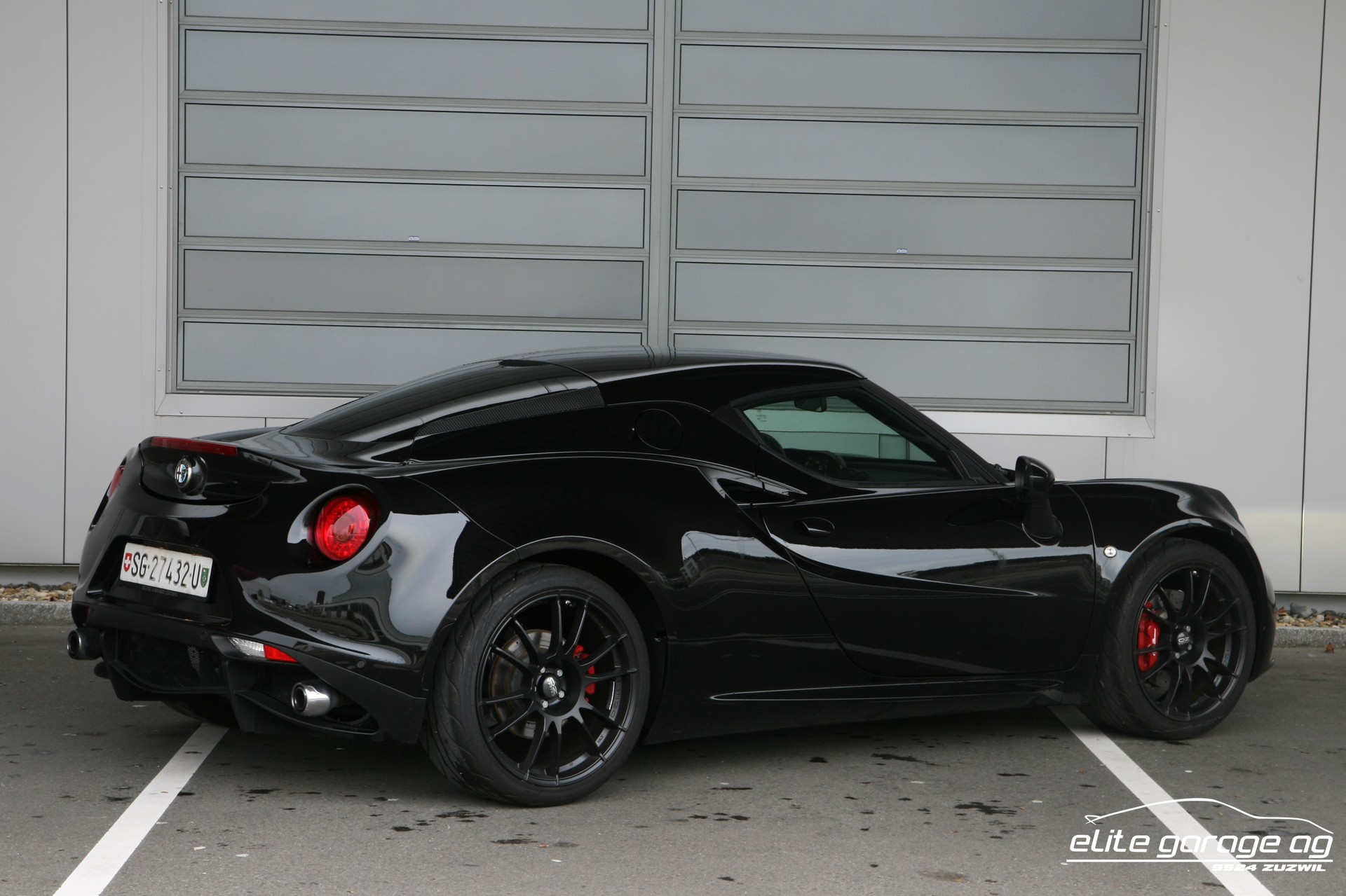 ALFA ROMEO 4C 1750 TBi TCT-image-4