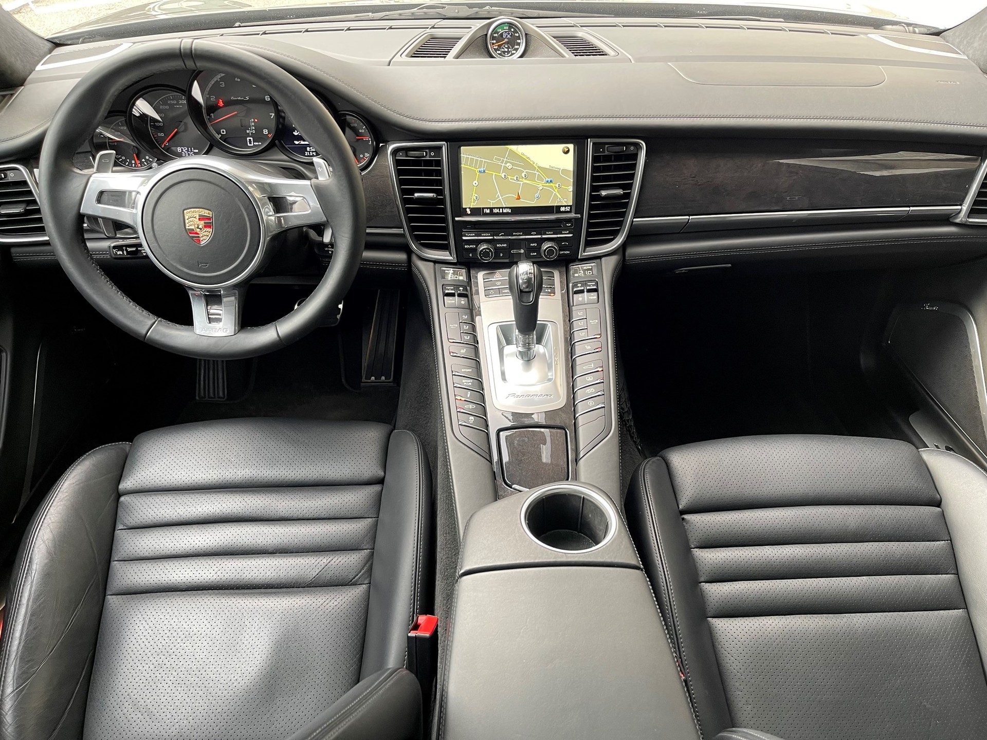 PORSCHE Panamera Turbo S 4.8 PDK-image-10