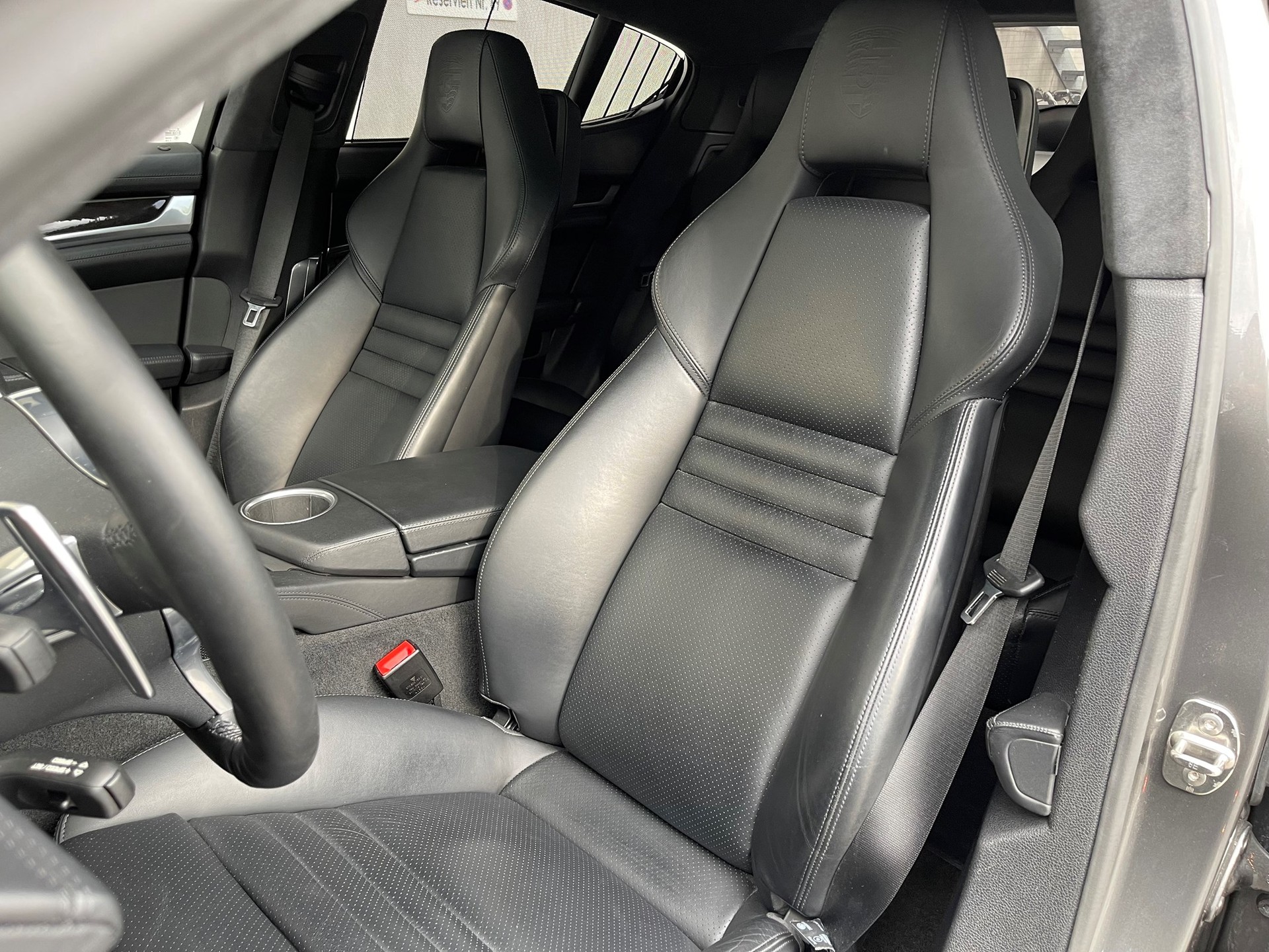 PORSCHE Panamera Turbo S 4.8 PDK-image-12