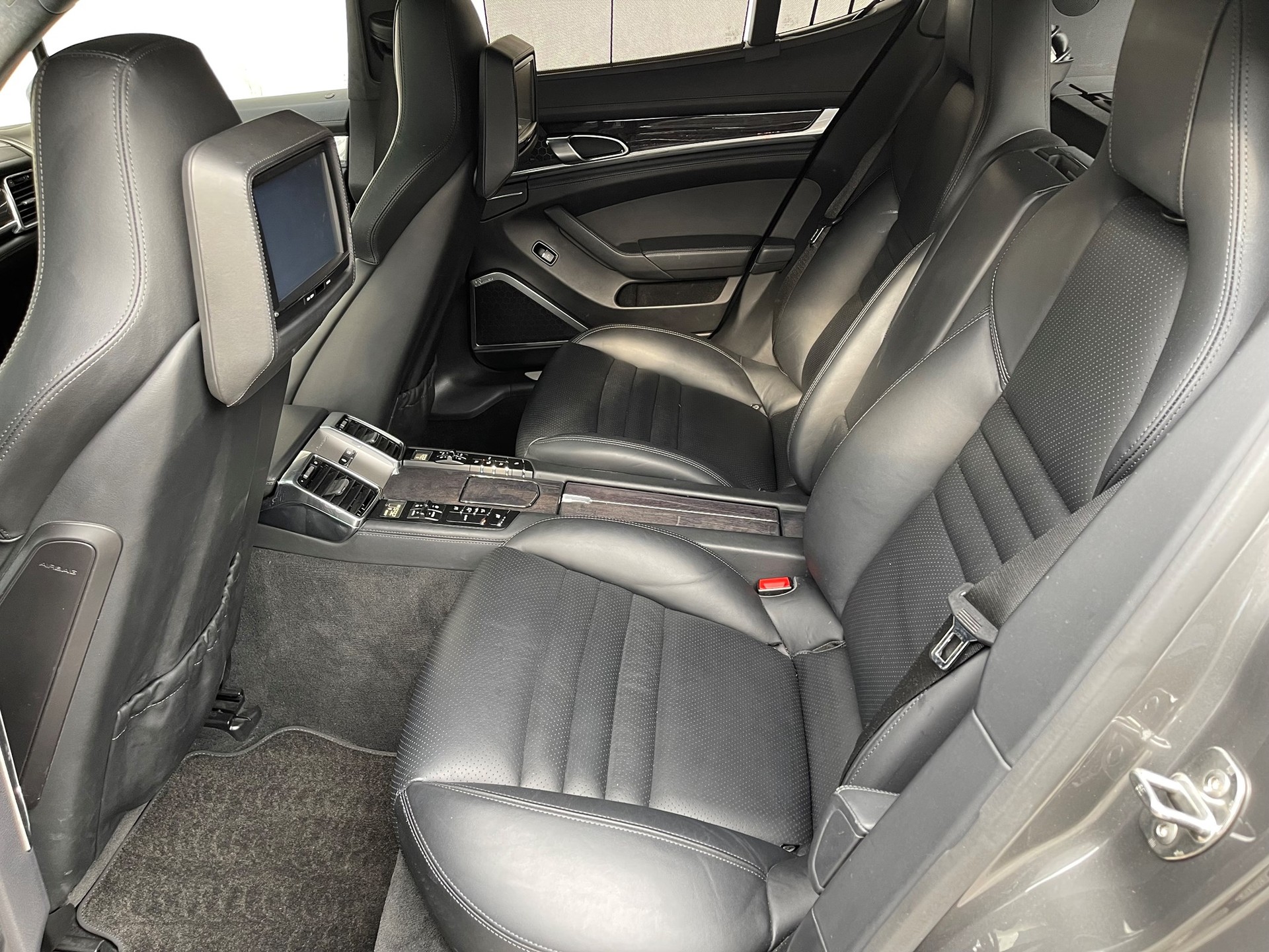 PORSCHE Panamera Turbo S 4.8 PDK-image-13