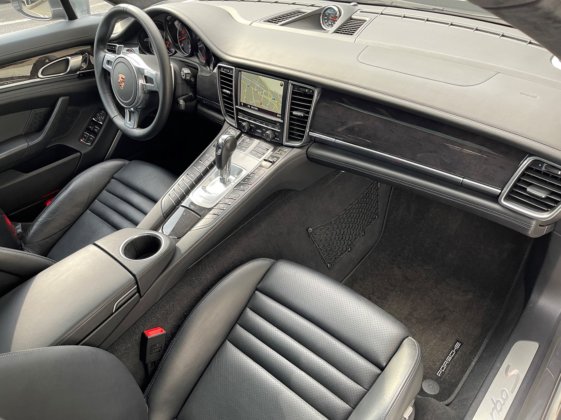 PORSCHE Panamera Turbo S 4.8 PDK-image-11