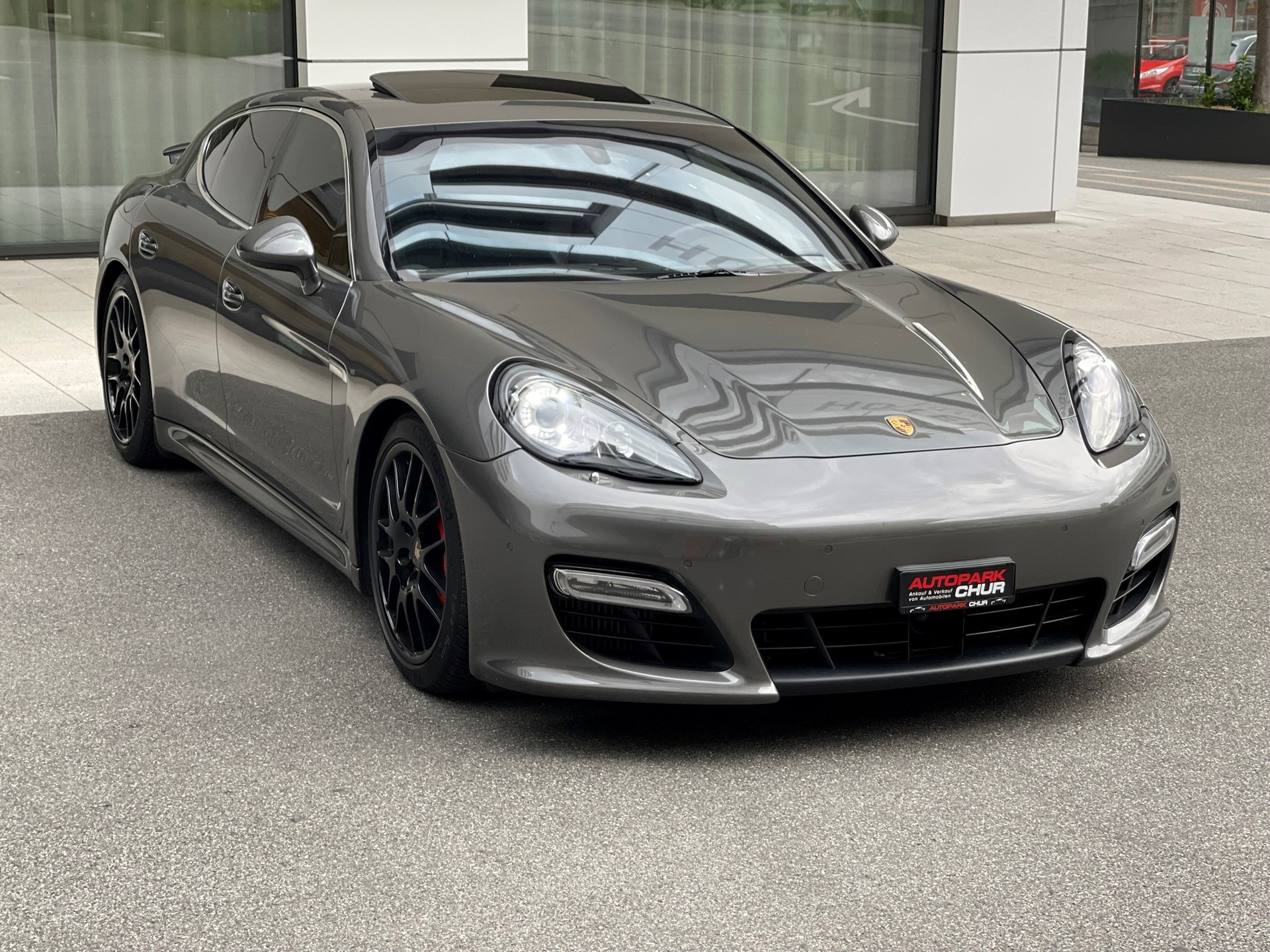 PORSCHE Panamera Turbo S 4.8 PDK-image-5