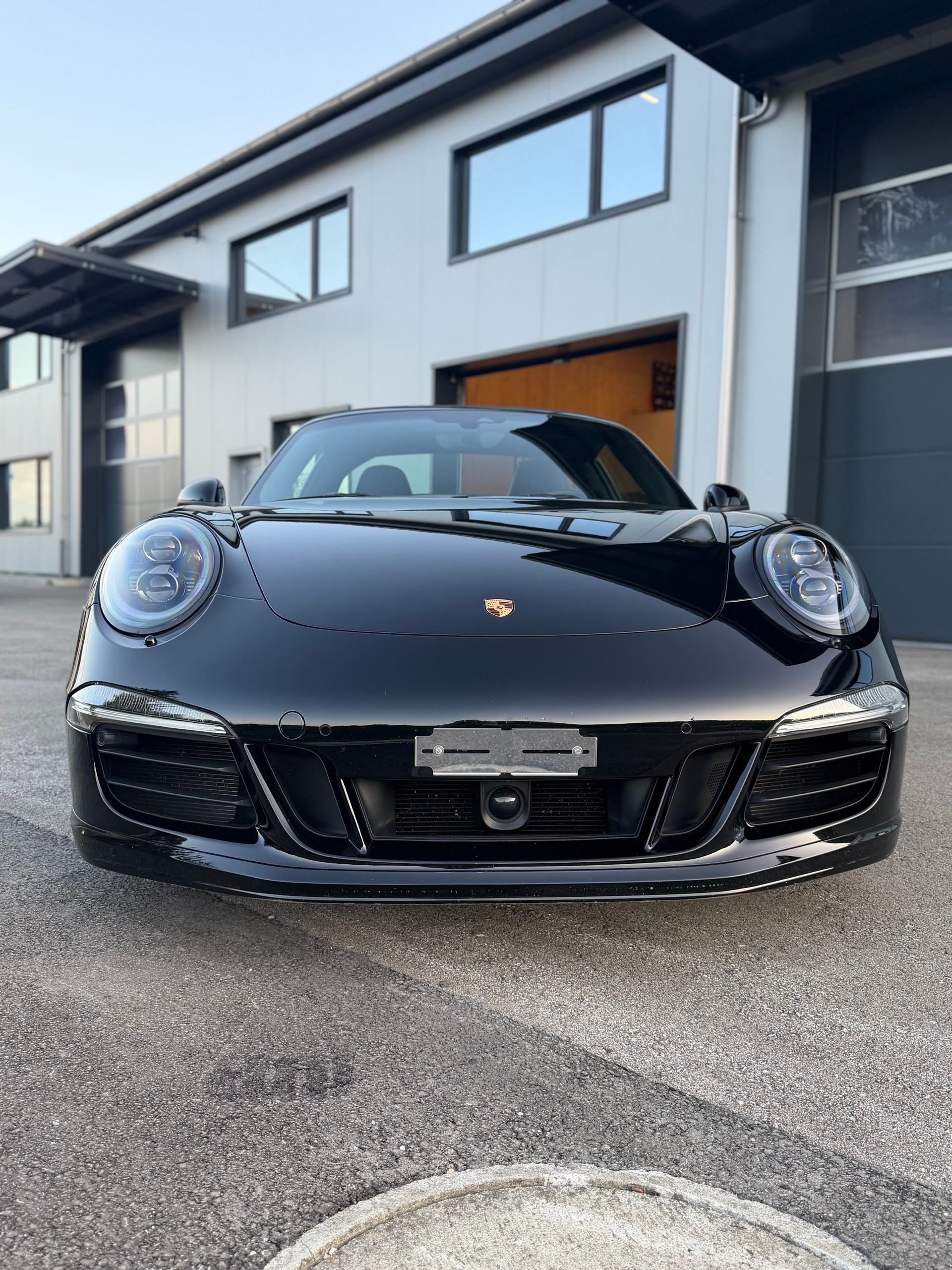 PORSCHE 911 Targa 4 GTS PDK-image-0