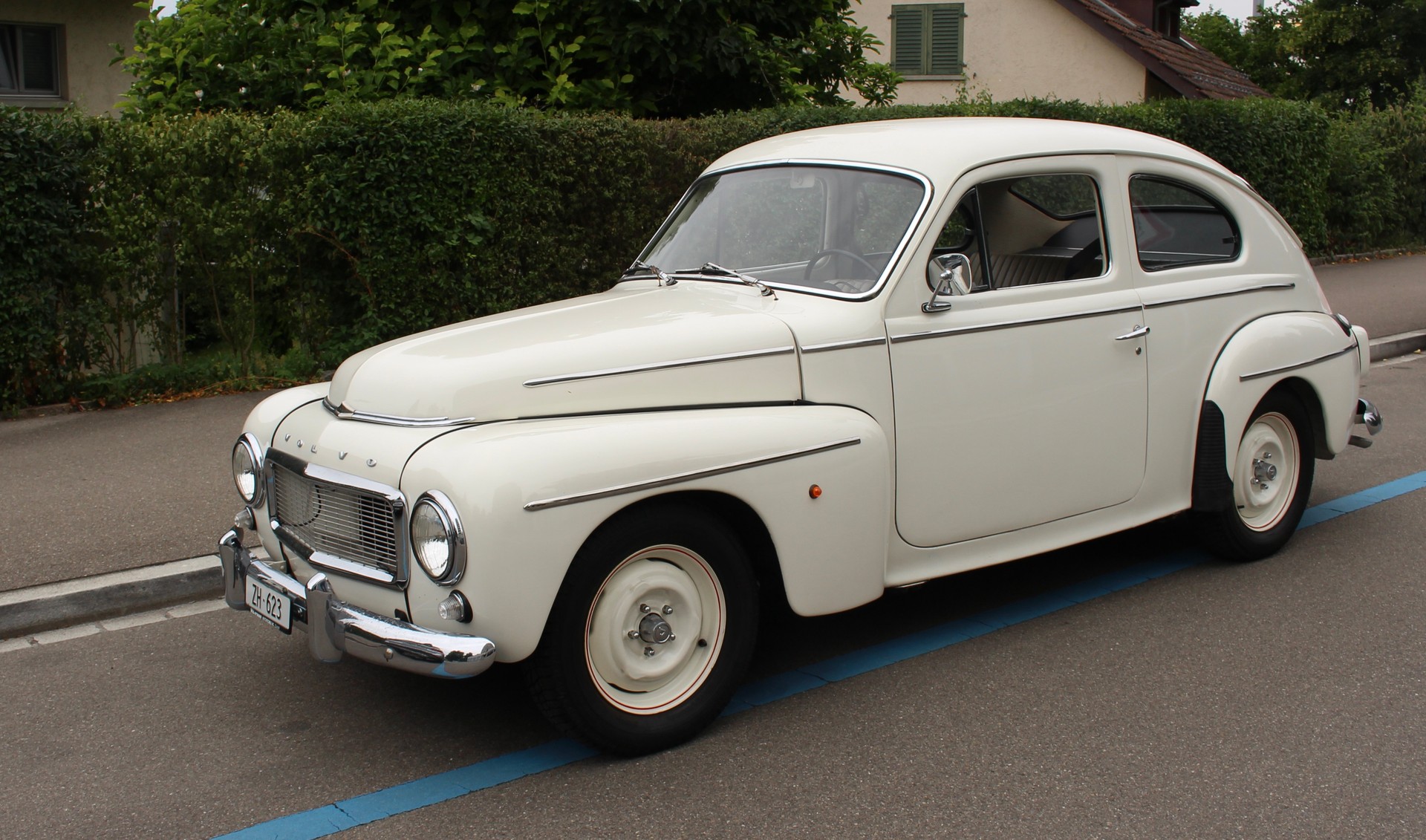 VOLVO 544