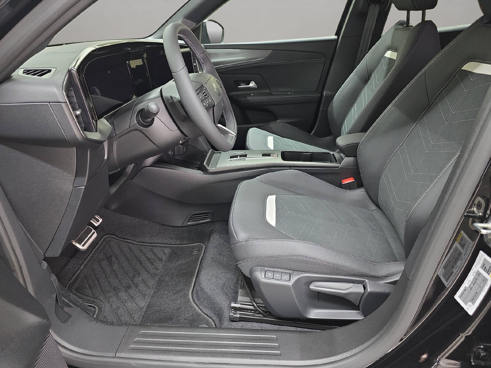 OPEL Mokka 1.2 T 145 HEV GS WoW-image-5