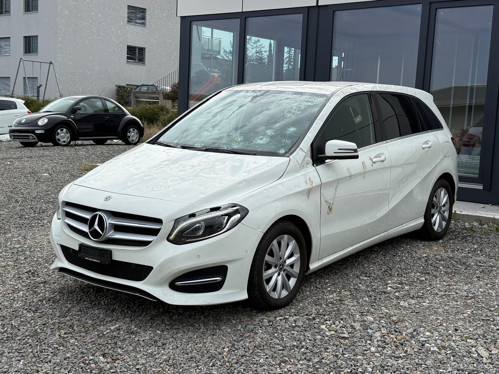 MERCEDES-BENZ B 220 Style 4Matic 7G-DCT *HAGELSCHADEN* **Jetzt nur noch CHF 12'900.- statt CHF 17'900.-**-image-4