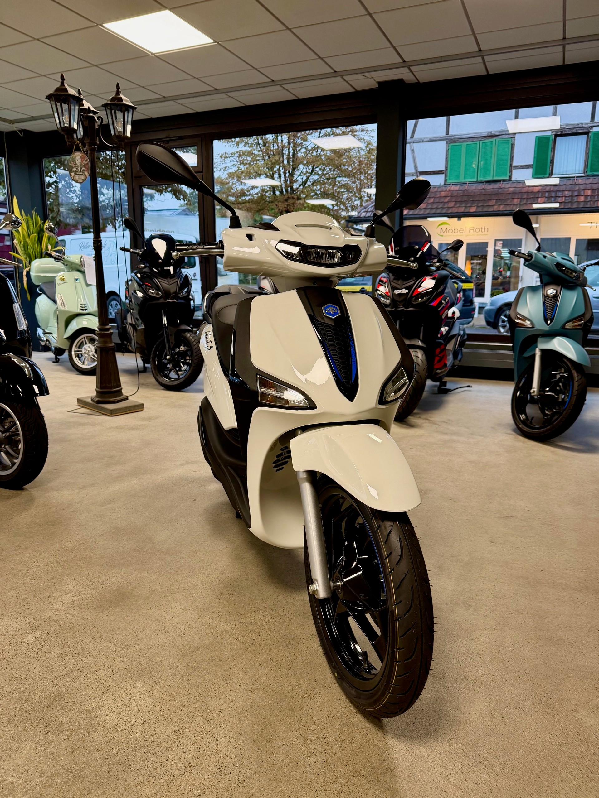 PIAGGIO Sport