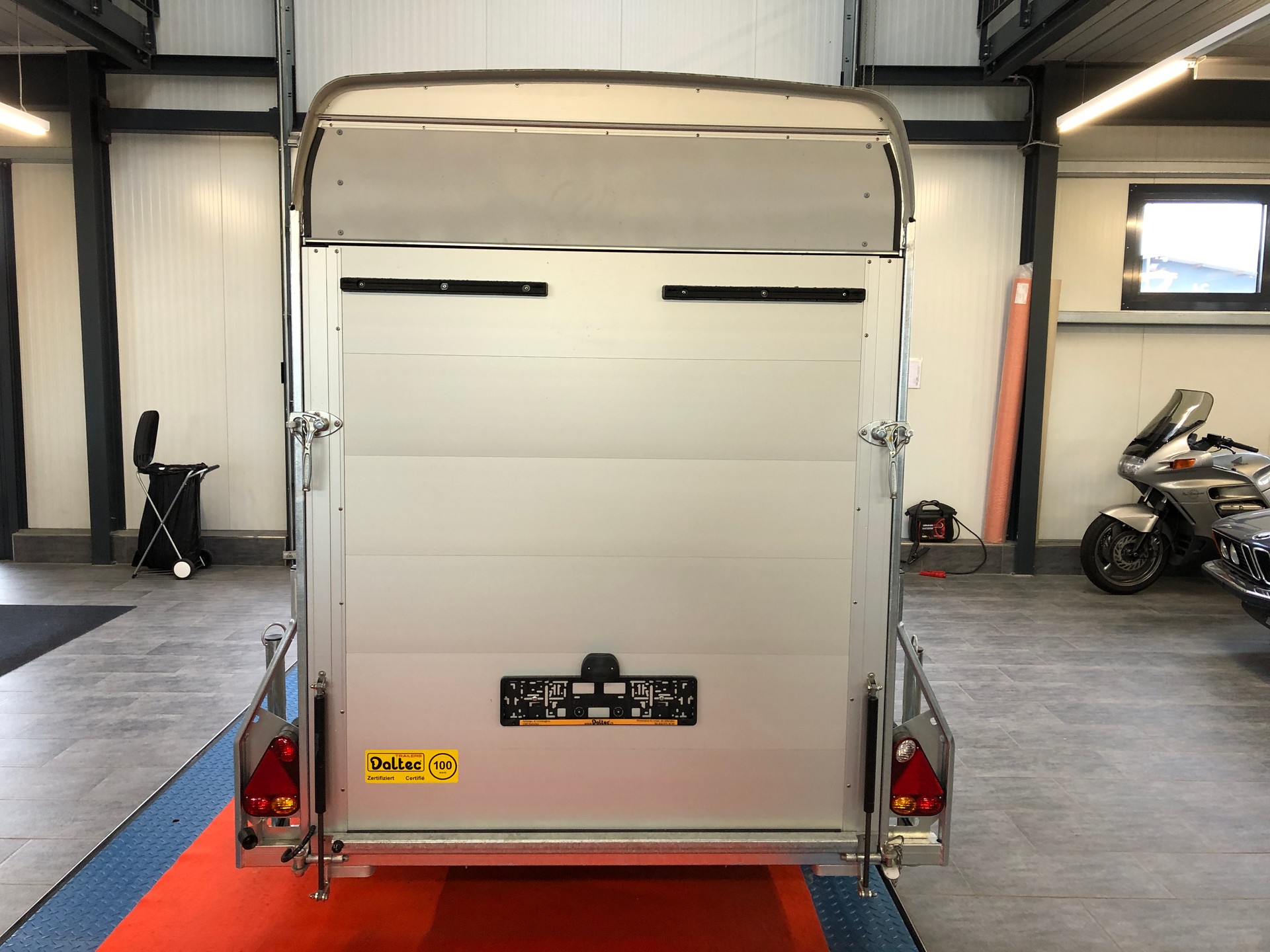 DALTEC Cheval Liberté C300 AERO Roadster-showroom-element-3