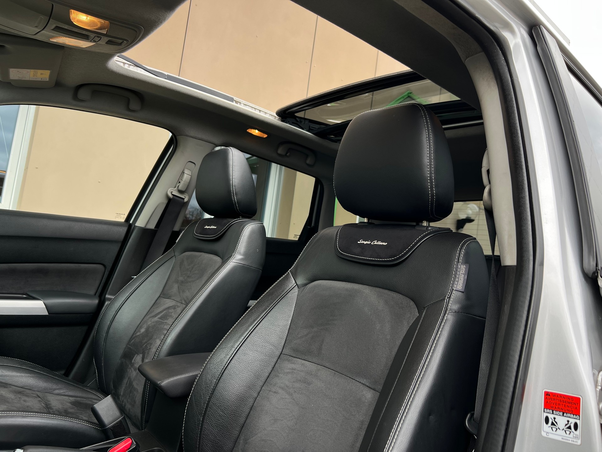 SUZUKI Vitara 1.6 TD Sergio Cellano Top TCSS I 4x4 (CH)-image-12