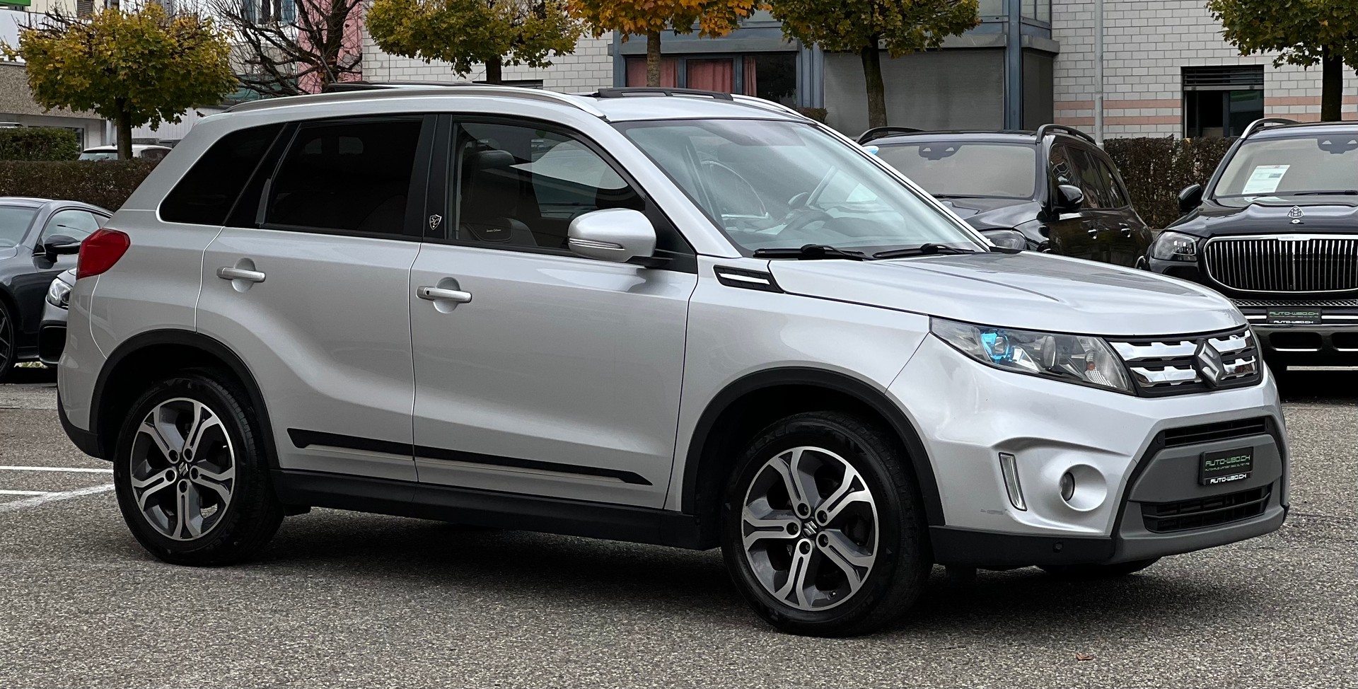 SUZUKI Vitara 1.6 TD Sergio Cellano Top TCSS I 4x4 (CH)-image-2