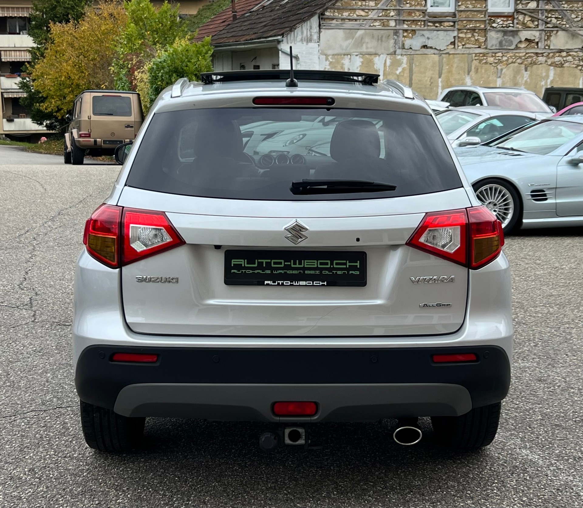 SUZUKI Vitara 1.6 TD Sergio Cellano Top TCSS I 4x4 (CH)-image-5