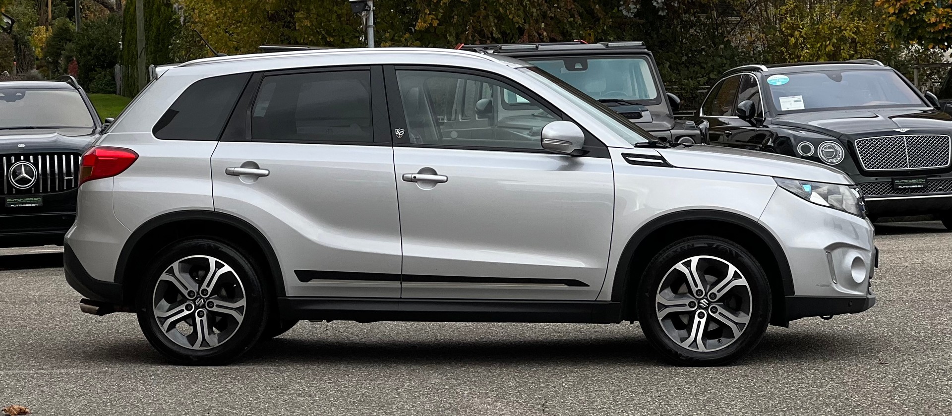 SUZUKI Vitara 1.6 TD Sergio Cellano Top TCSS I 4x4 (CH)-image-3