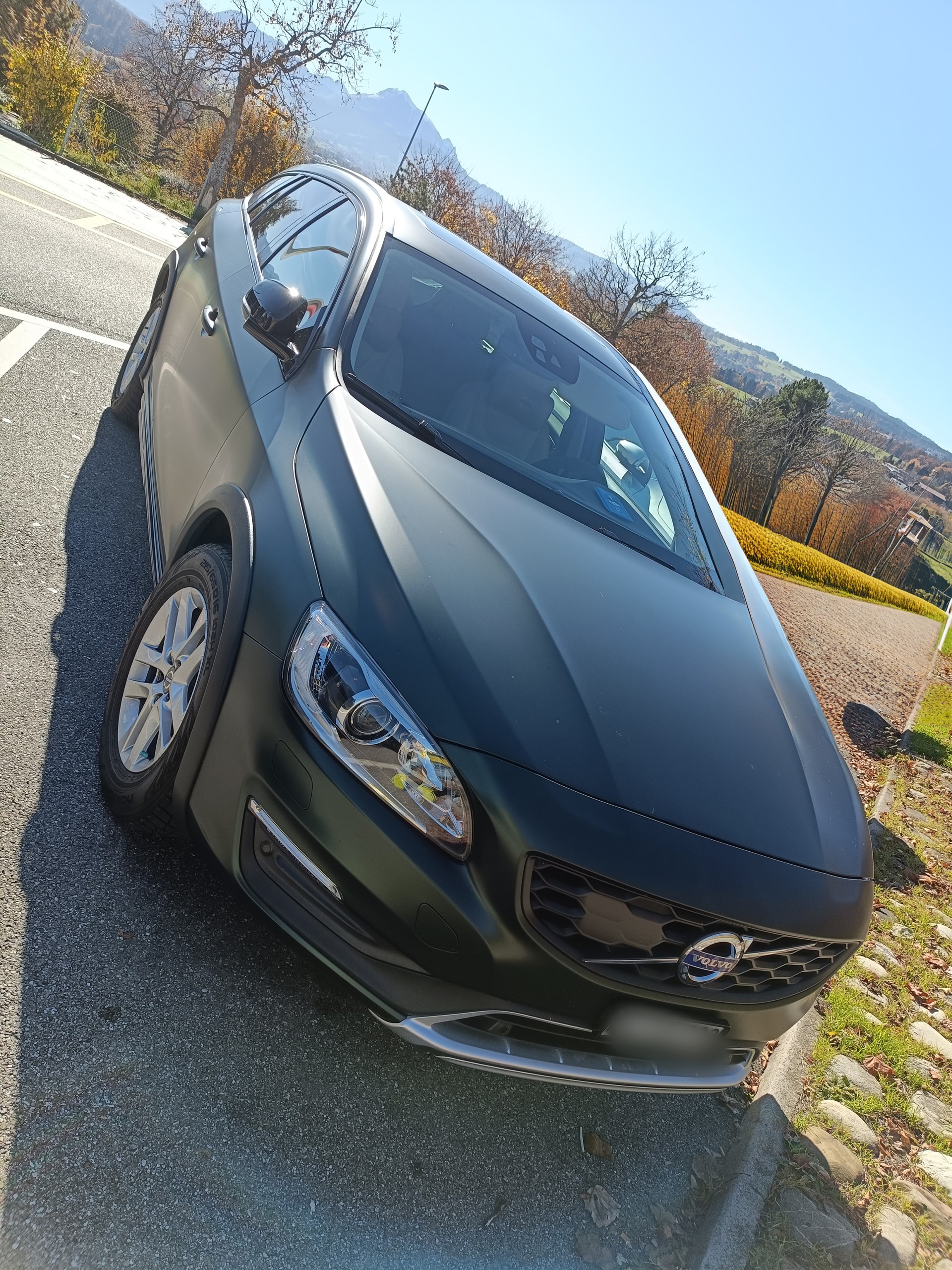 VOLVO V60 Cross Country D4 AWD Summum Geartronic, Anhänger-Kupplung, Polestar optimiert, (220PS) Dachträger, etc.-image-0