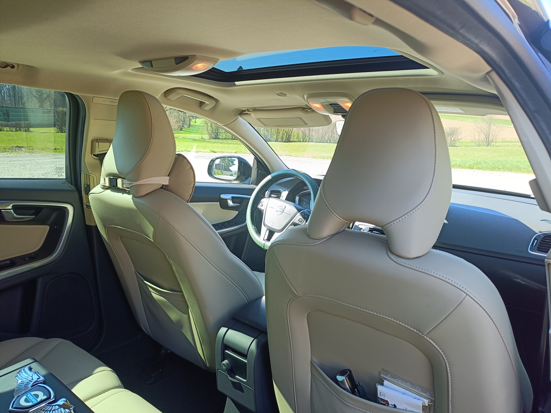 VOLVO V60 Cross Country D4 AWD Summum Geartronic, Anhänger-Kupplung, Polestar optimiert, (220PS) Dachträger, etc.-image-4