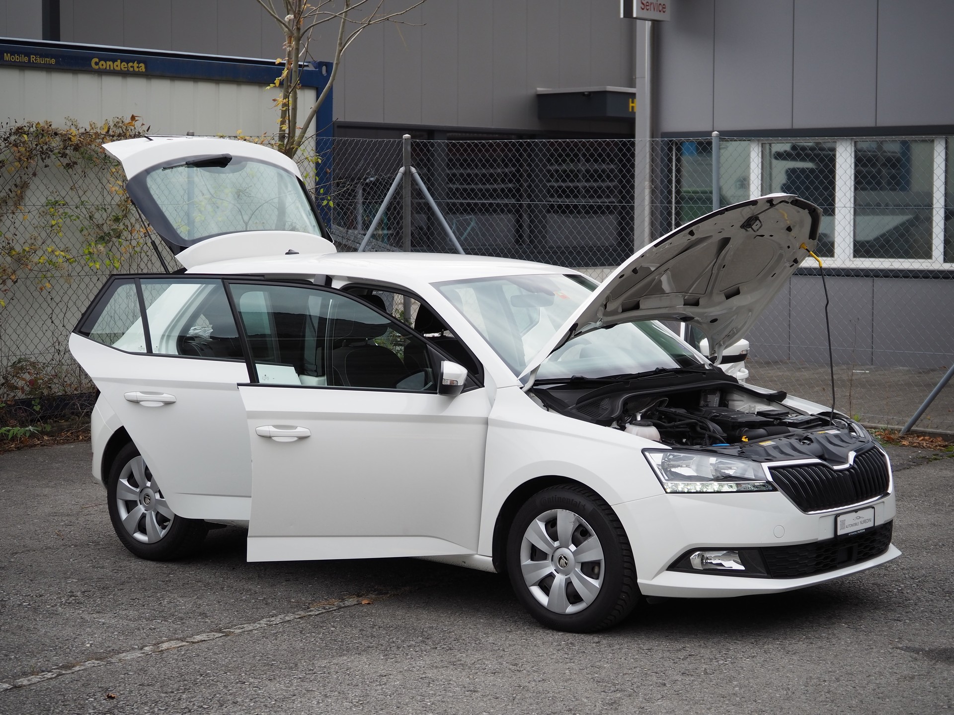 SKODA Fabia 1.0 TSI Ambition DSG-image-6