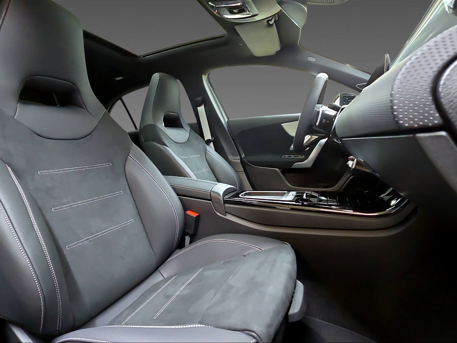 MERCEDES-BENZ A 250 4Matic-image-7