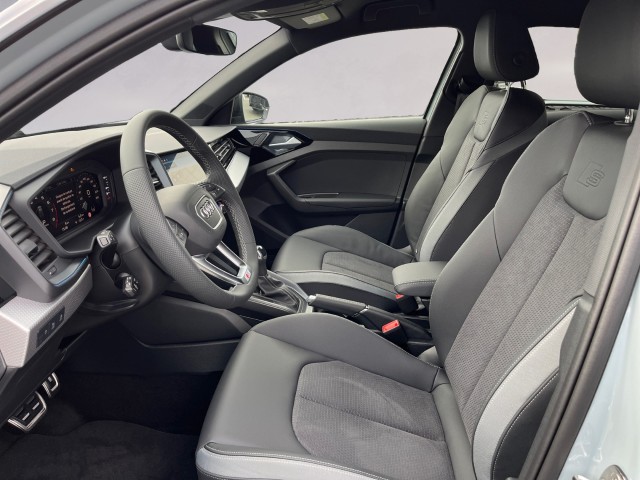 AUDI A1 Sportback 30 TFSI S Line Attraction S-tronic-image-9