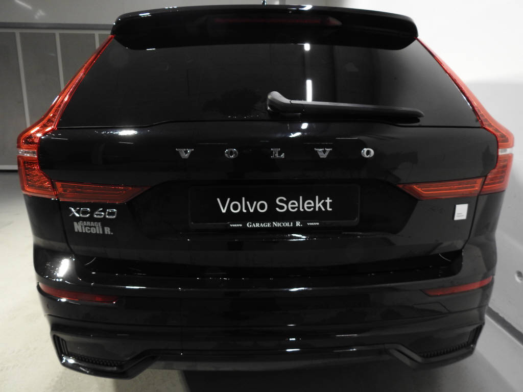 VOLVO XC60 2.0 T8 TE Polestar eAWD-image-4