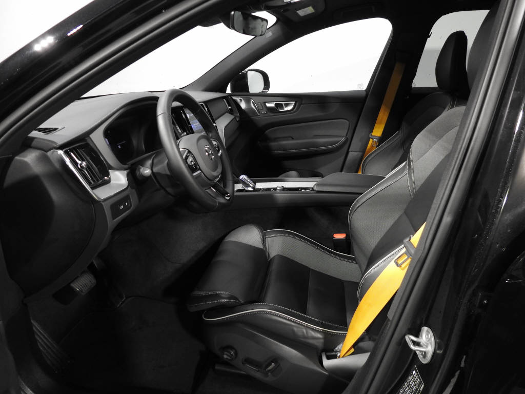 VOLVO XC60 2.0 T8 TE Polestar eAWD-image-7