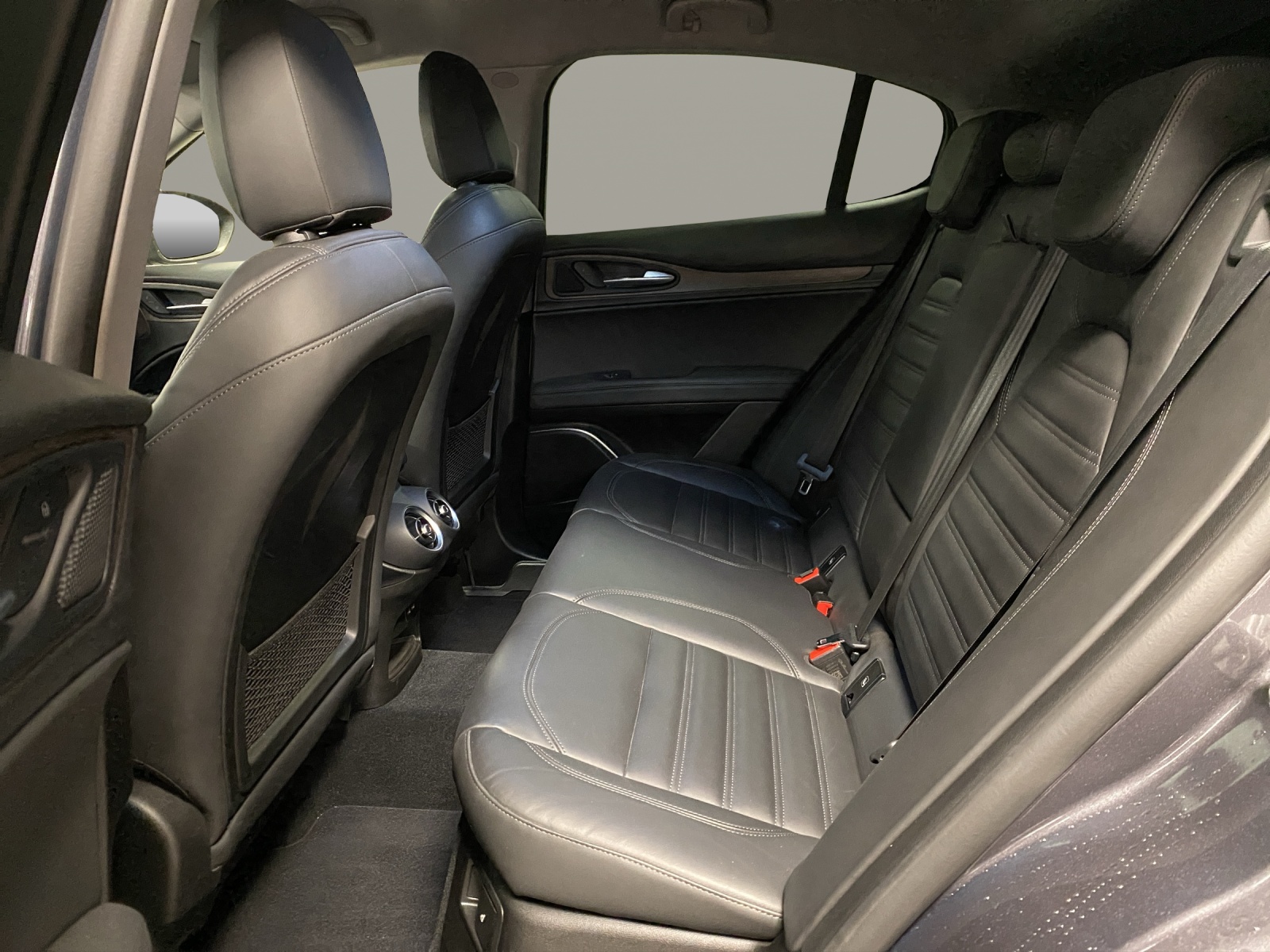 ALFA ROMEO STELVIO 2.0 Q4 280 First Ed-image-13