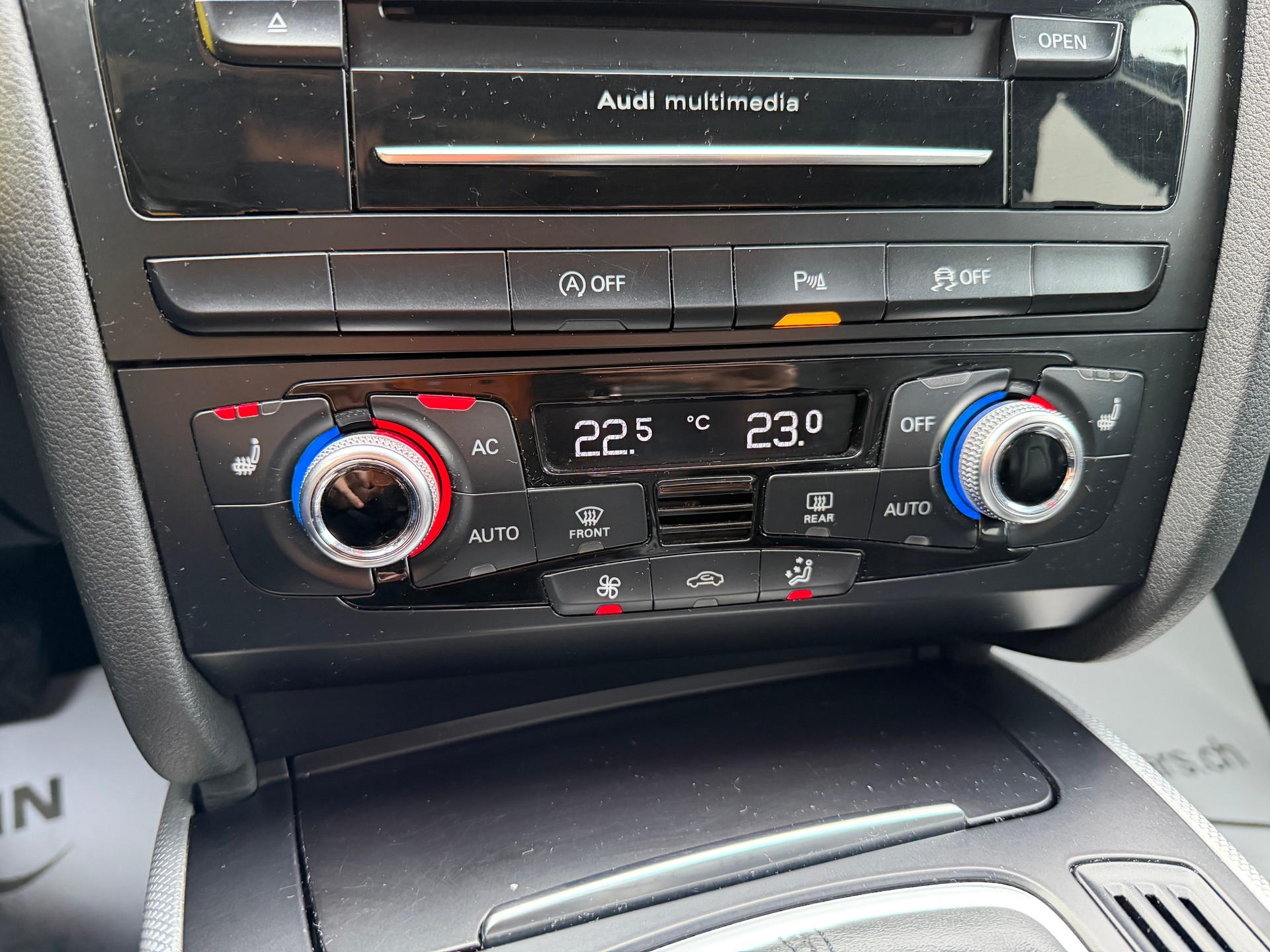 AUDI A4 allroad 2.0 TFSI quattro S-tronic-image-10