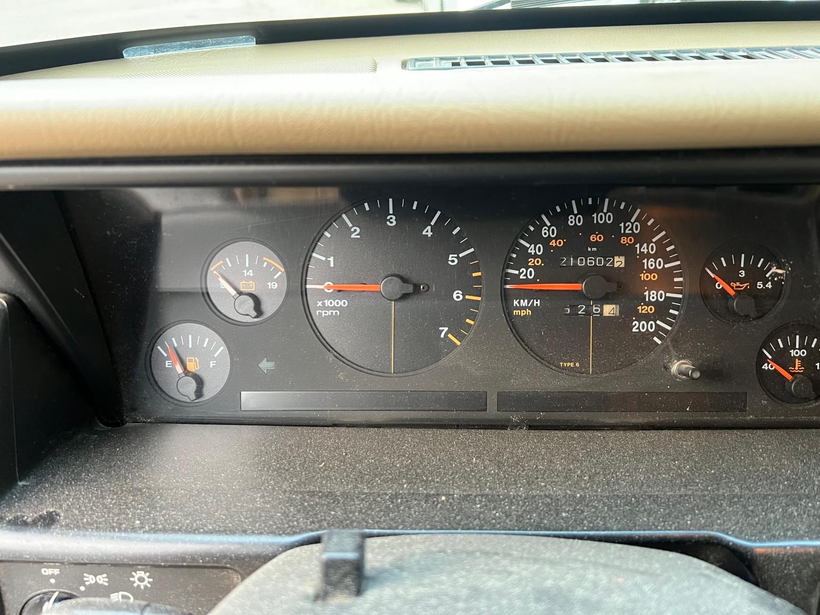 JEEP Grand Cherokee 5.2 Limited Automatic-image-6