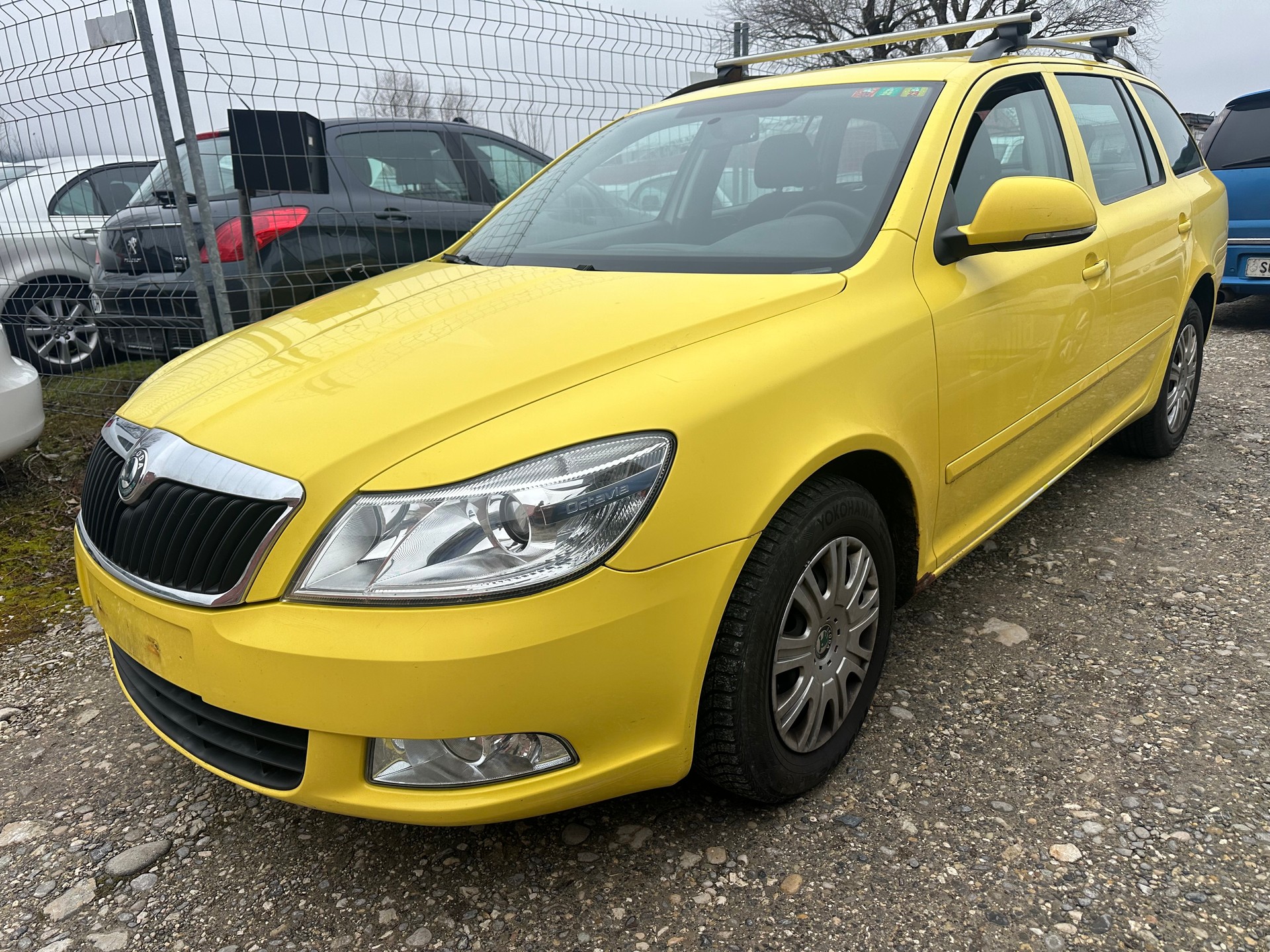 SKODA Octavia Combi 1.6 TDI Ambition 4x4-image-6