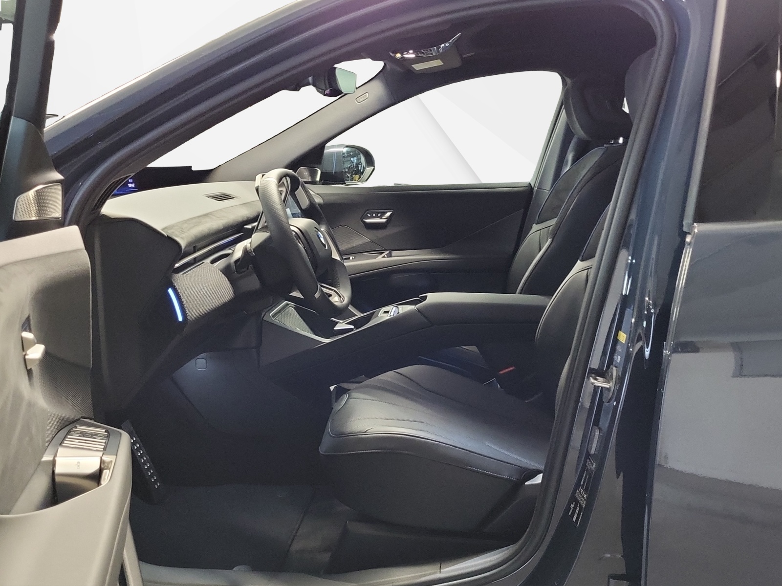 BMW iX3 50 xDrive M Sport Pro-image-9