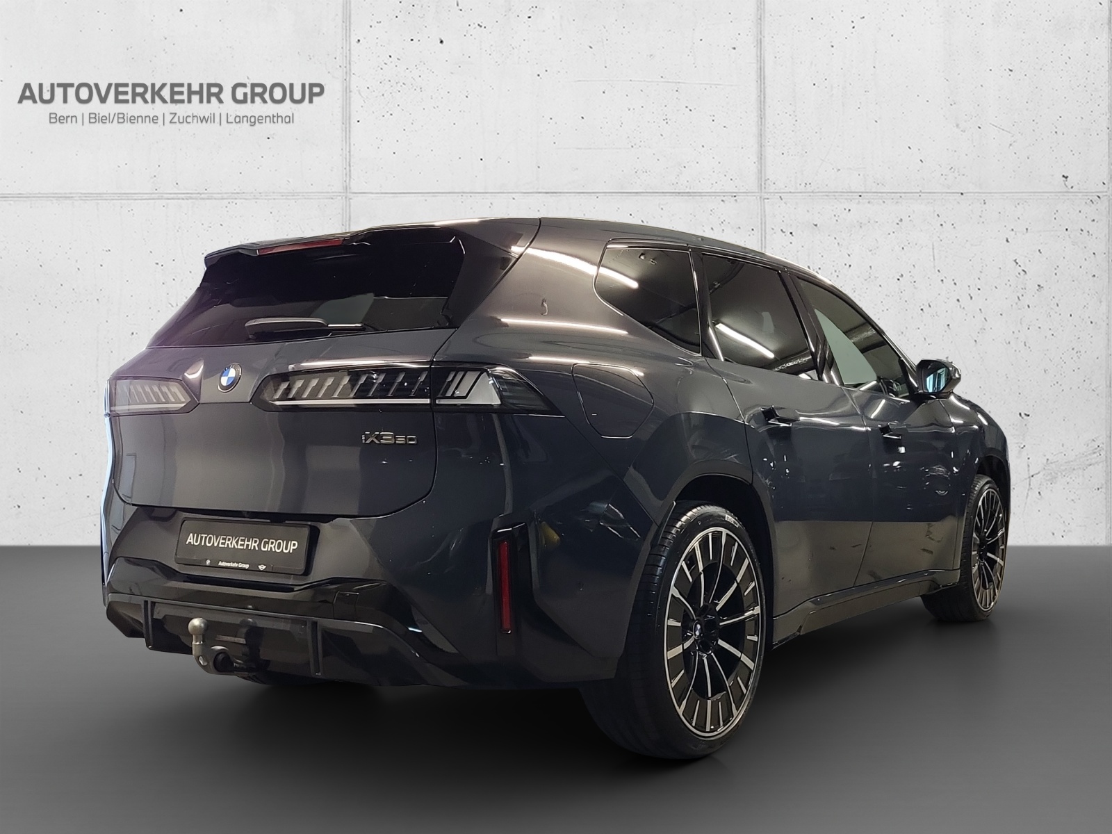BMW iX3 50 xDrive M Sport Pro-image-4