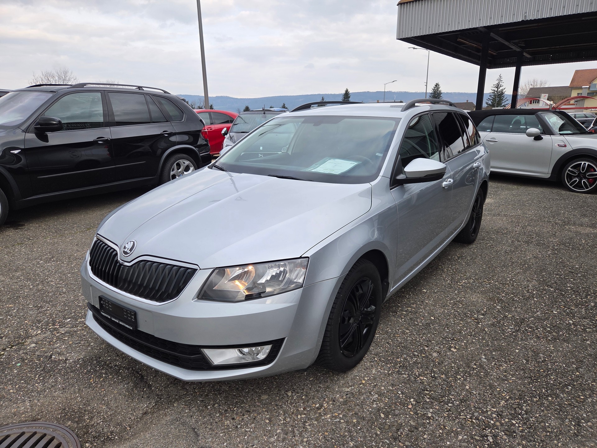 SKODA Octavia Combi 2.0 TDI Ambition DSG-image-3