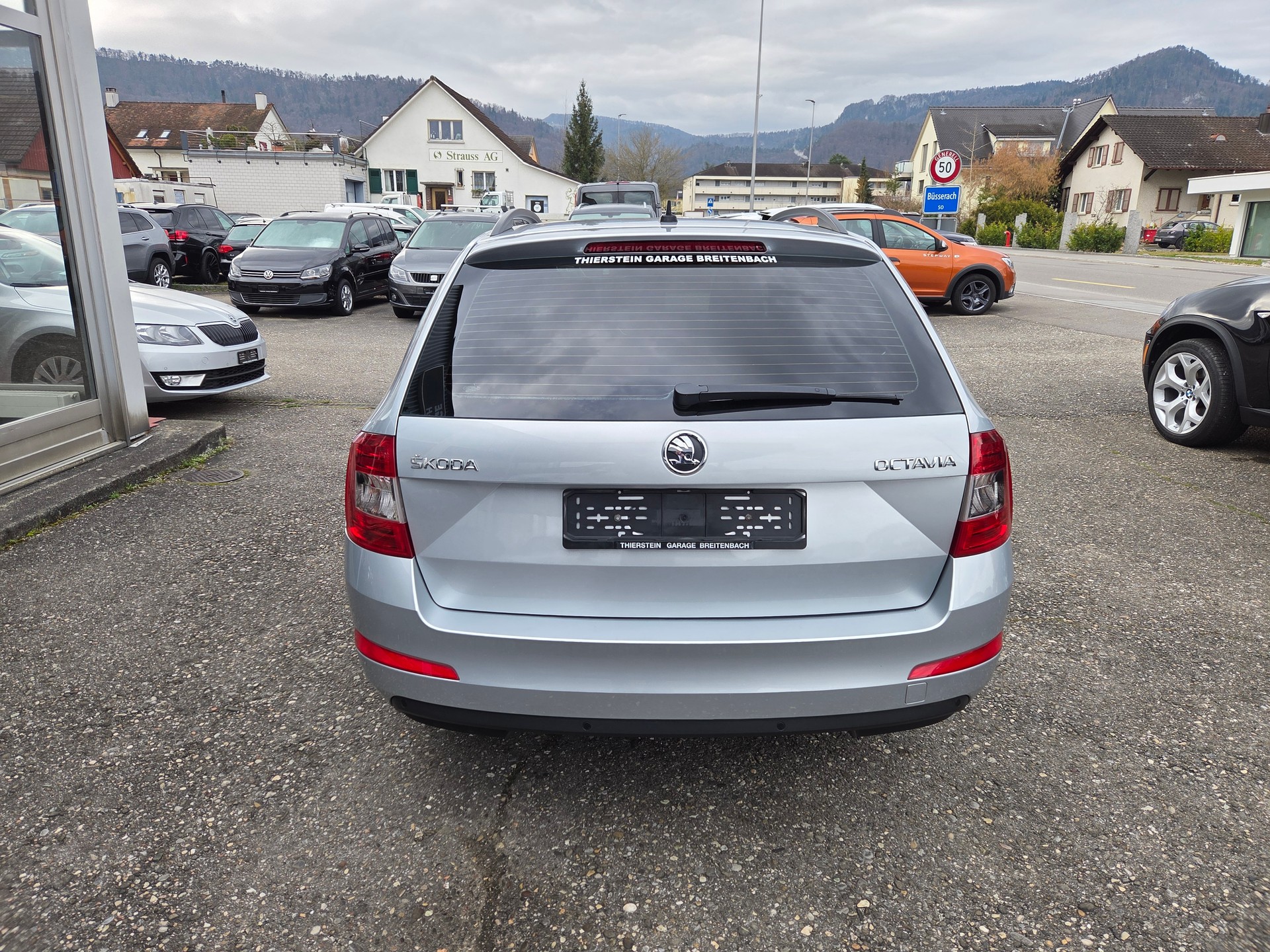 SKODA Octavia Combi 2.0 TDI Ambition DSG-image-7