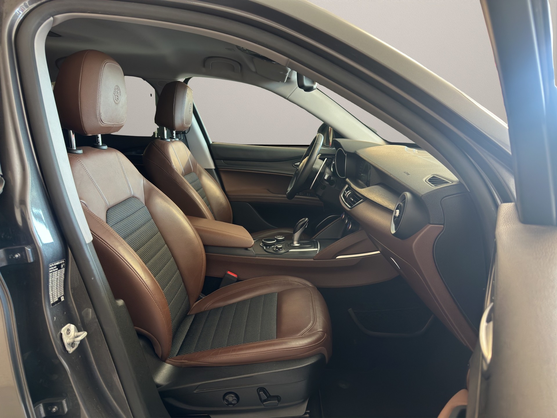 ALFA ROMEO Stelvio 2.0 Super Q4 Automatic-image-9