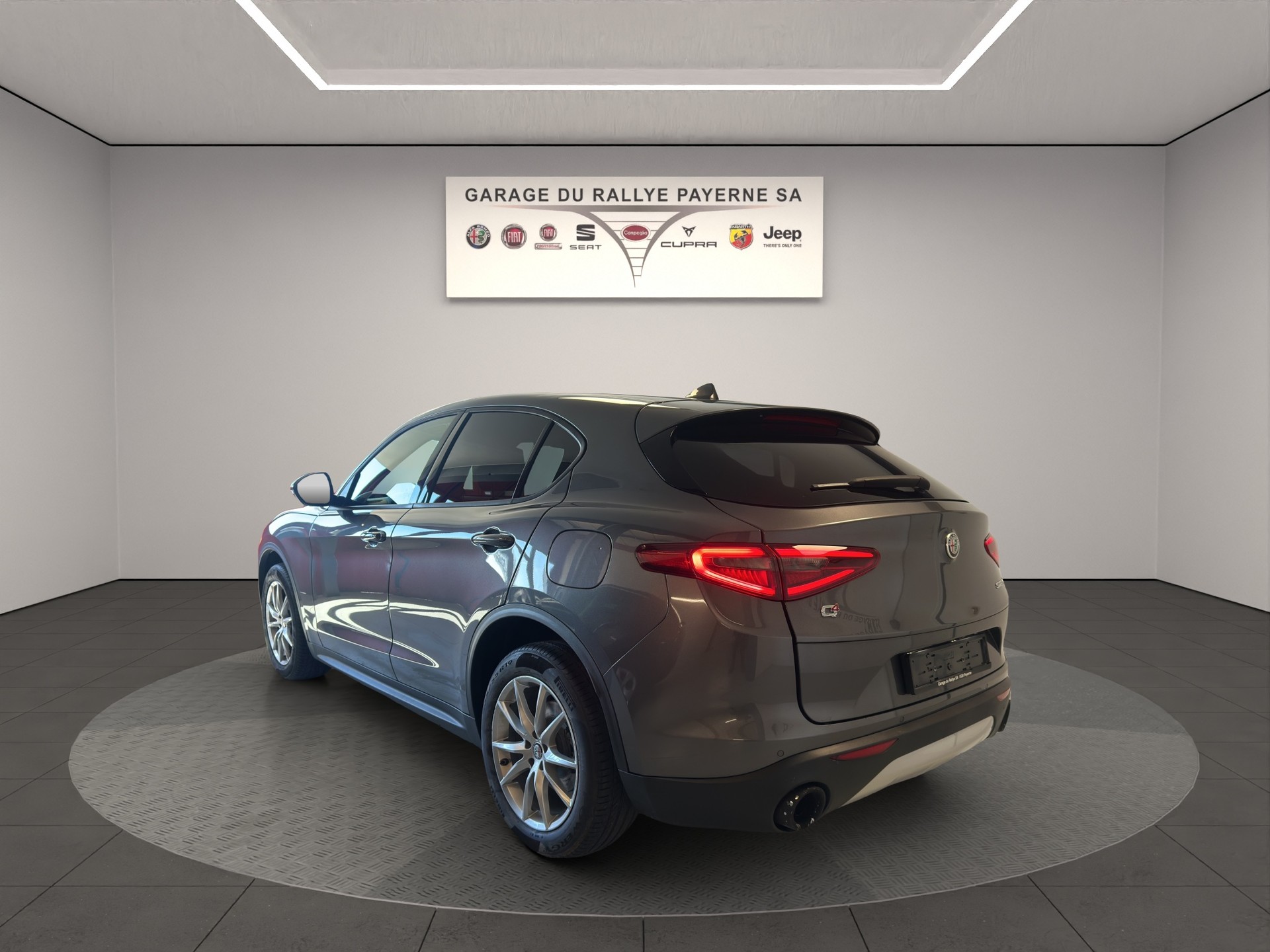 ALFA ROMEO Stelvio 2.0 Super Q4 Automatic-image-2