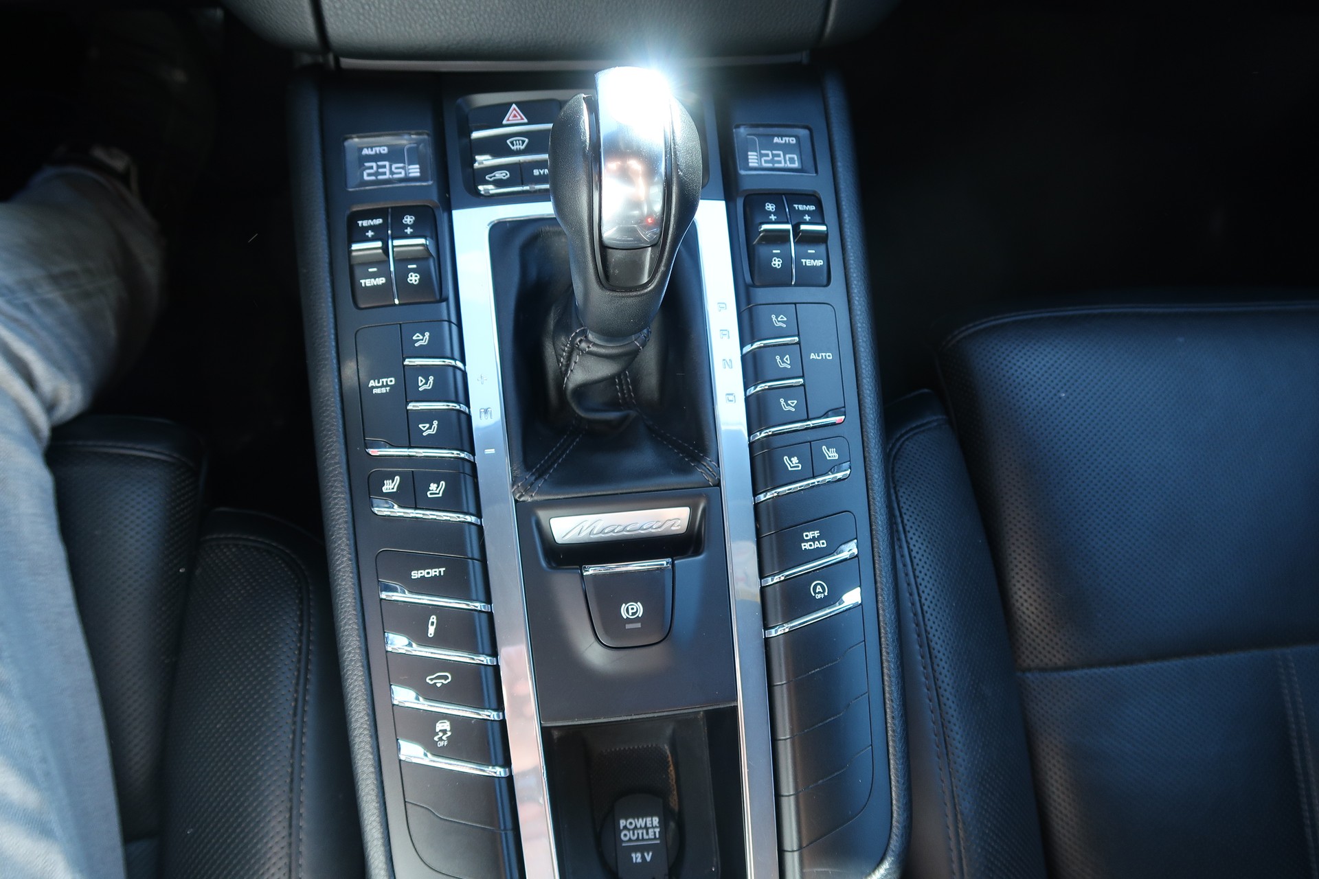 PORSCHE Macan S Diesel PDK-image-14