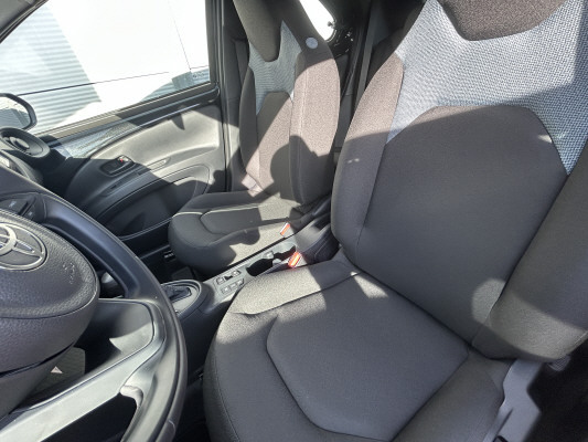 TOYOTA Aygo X 1.5 com. com.-image-6