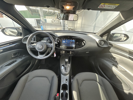 TOYOTA Aygo X 1.5 com. com.-image-5