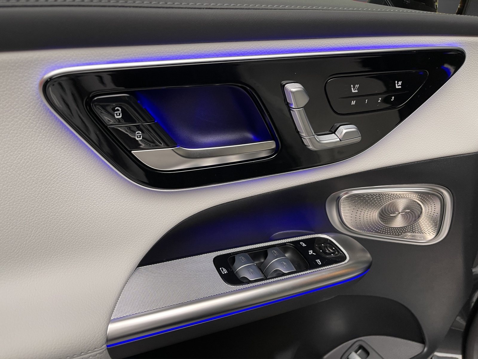MERCEDES-BENZ GLC 400 e 4M 9G-Tronic EQ-STAR-image-12