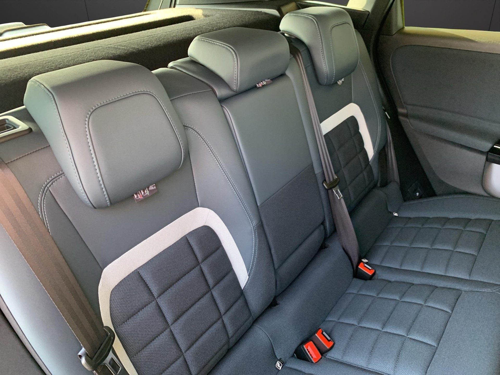 CITROEN e-C5 Aircross Plus-image-13