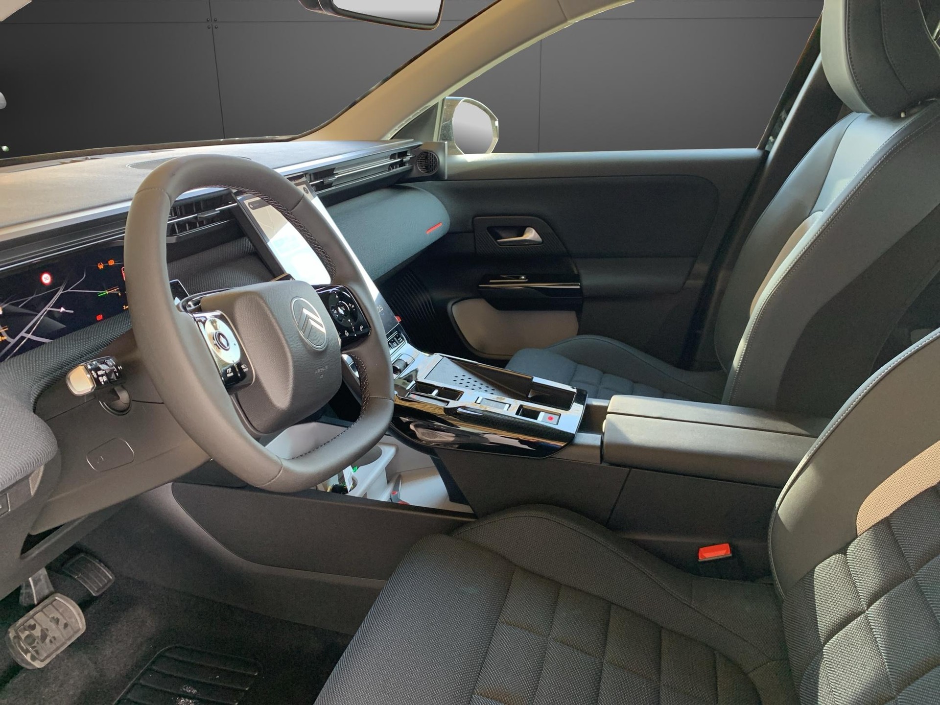 CITROEN e-C5 Aircross Plus-image-2