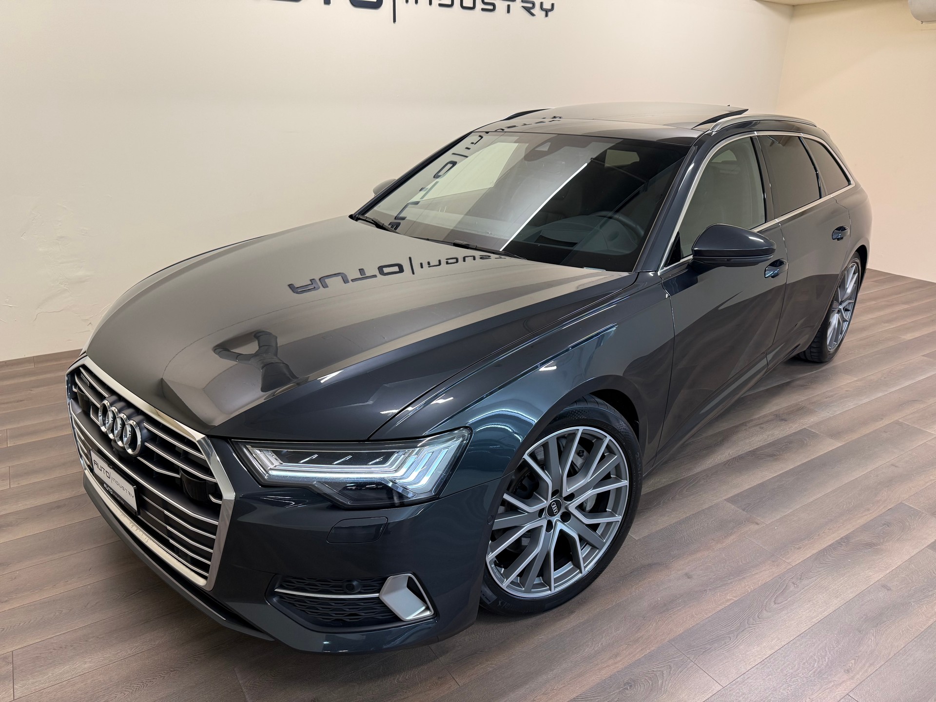 AUDI A6 Avant 55 TFSI Sport quattro S-tronic-showroom-element-1