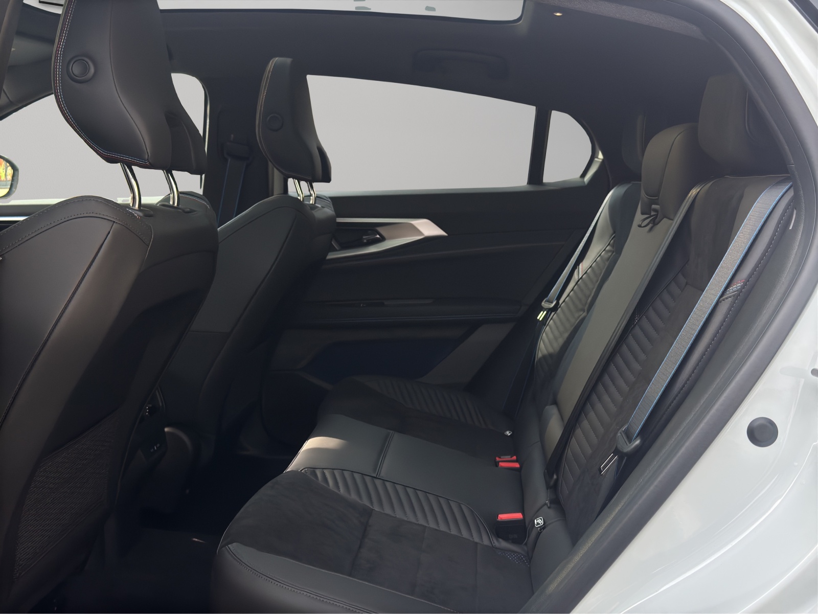 RENAULT Rafale 1.2 E-Tech Hybrid 200 Esprit Alpine-image-12