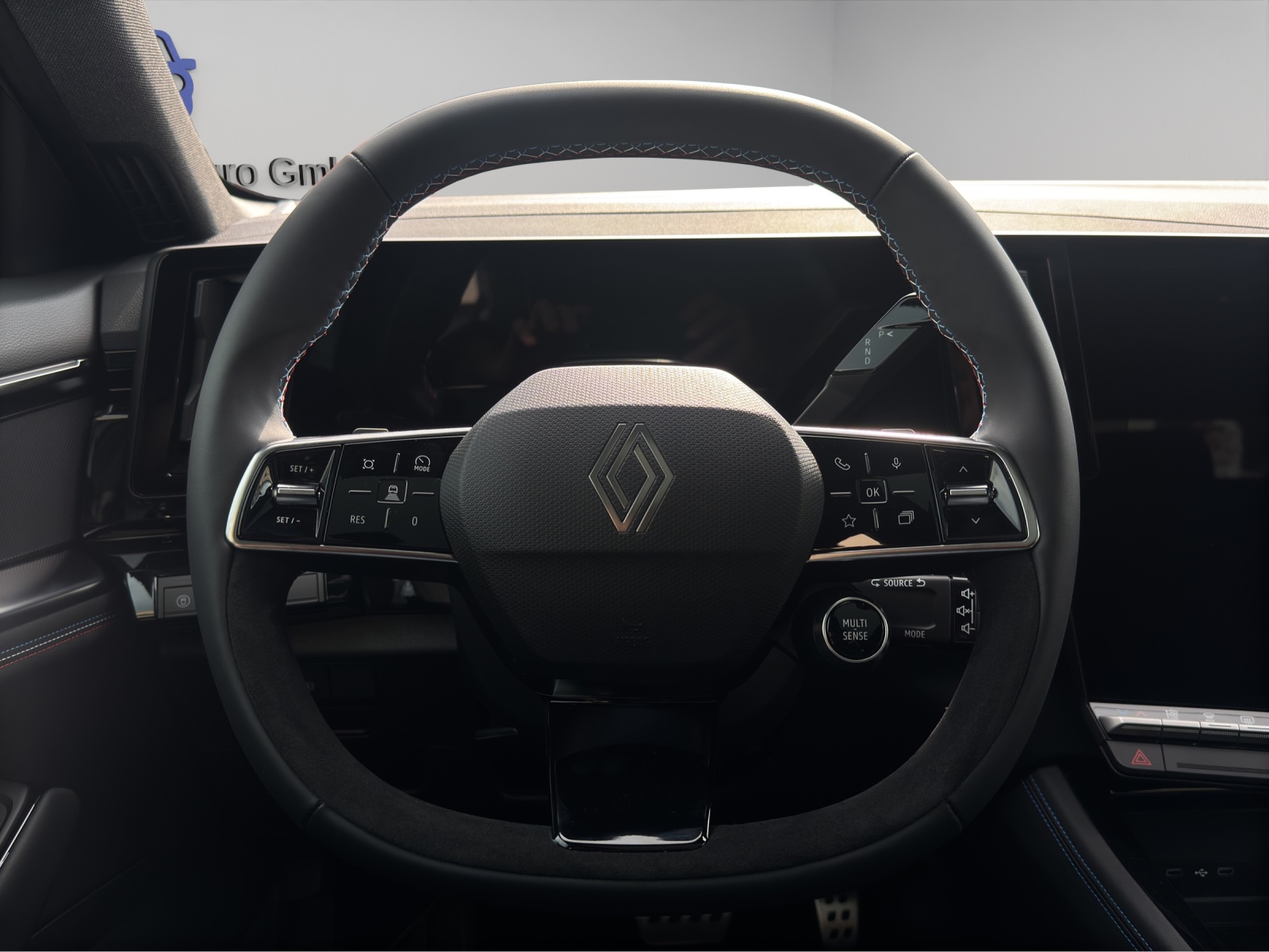 RENAULT Rafale 1.2 E-Tech Hybrid 200 Esprit Alpine-image-9