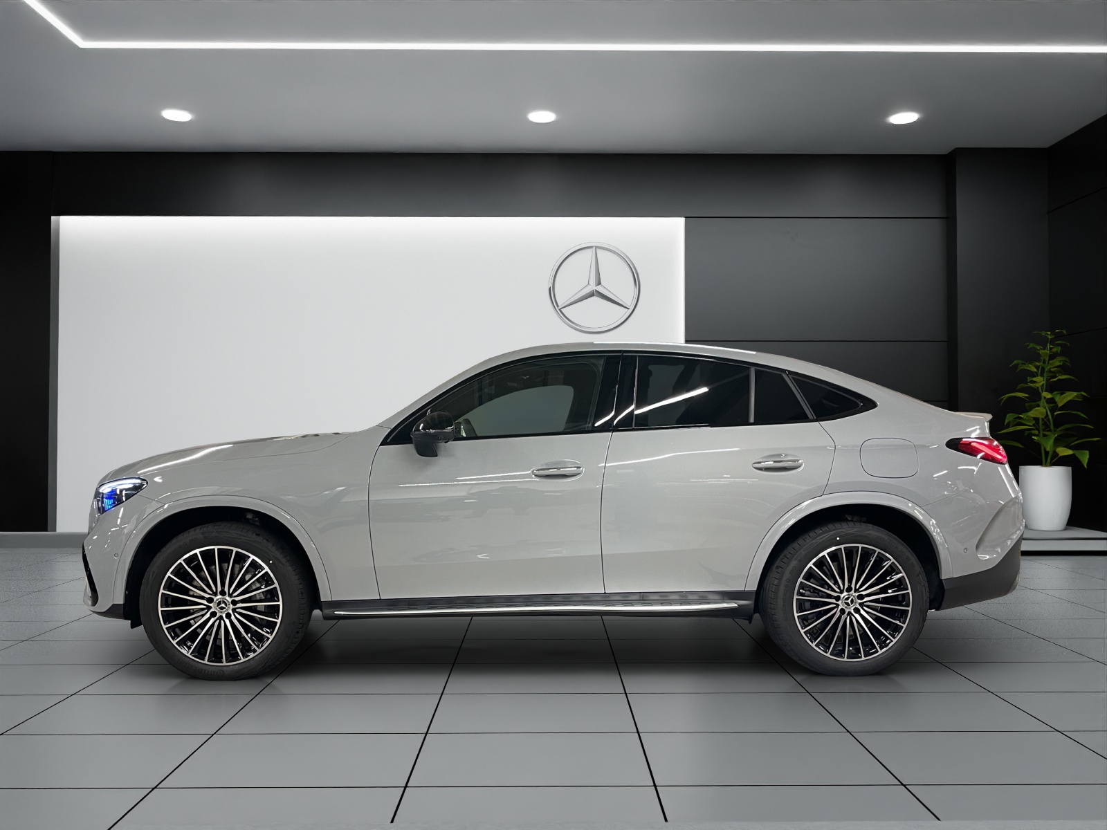 Image MERCEDES-BENZ GLC-300 GLC Coupé 300 e 4Matic 9G-Tronic