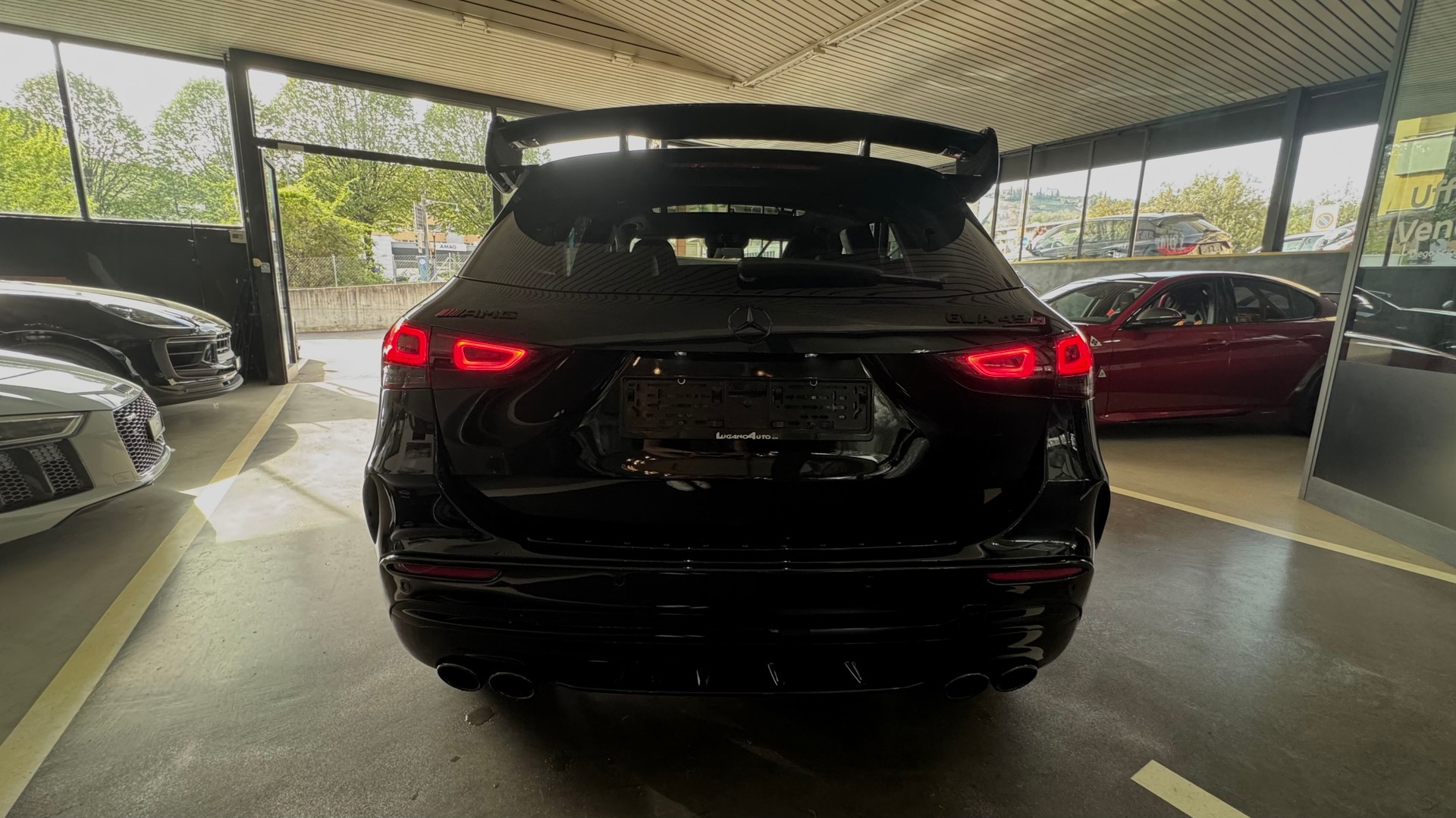 MERCEDES-BENZ GLA 45 S AMG 4Matic+ 8G-Speedshift DCT-image-4
