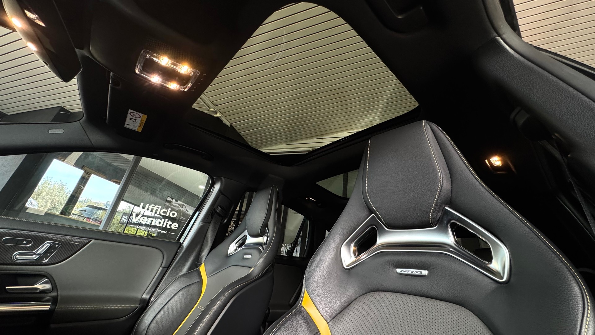 MERCEDES-BENZ GLA 45 S AMG 4Matic+ 8G-Speedshift DCT-image-9